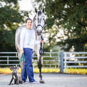 Vorschau von VET FOR EQUUS Mobile Pferdepraxis & TCVM Akupunktur chinesische Medizin Hund und Pferd 24/7 Notdienst für Pferde