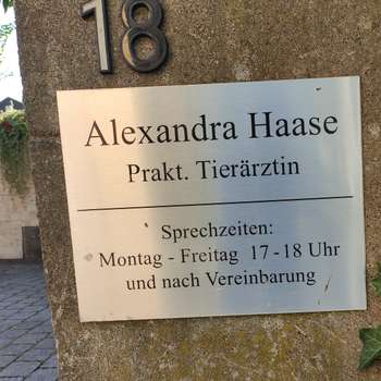 Preview of Tierärztin Alexandra Haase