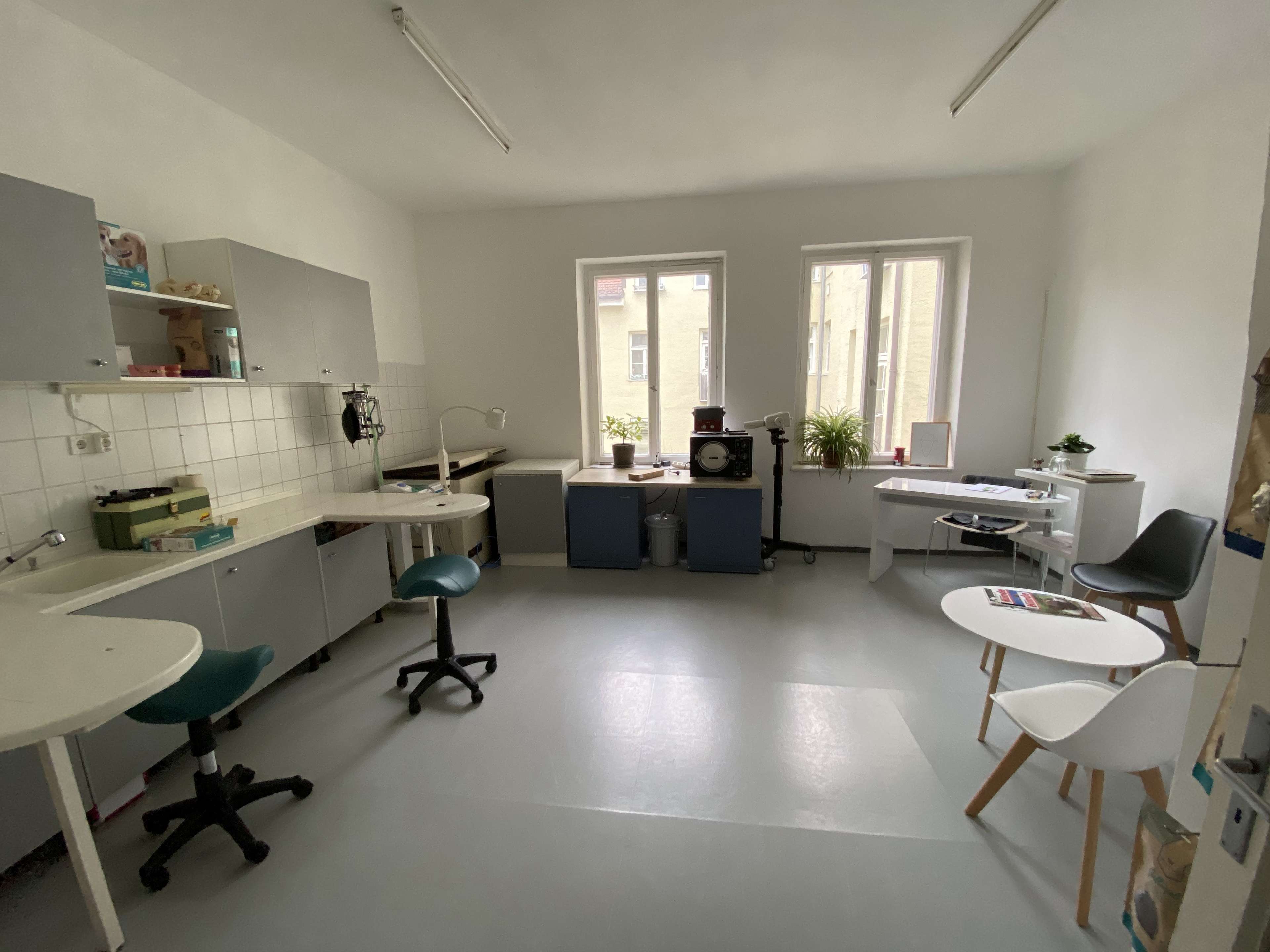 Ansicht 2 von Janowski-Gastl Stephanie Dr.med.vet. Tierarzt