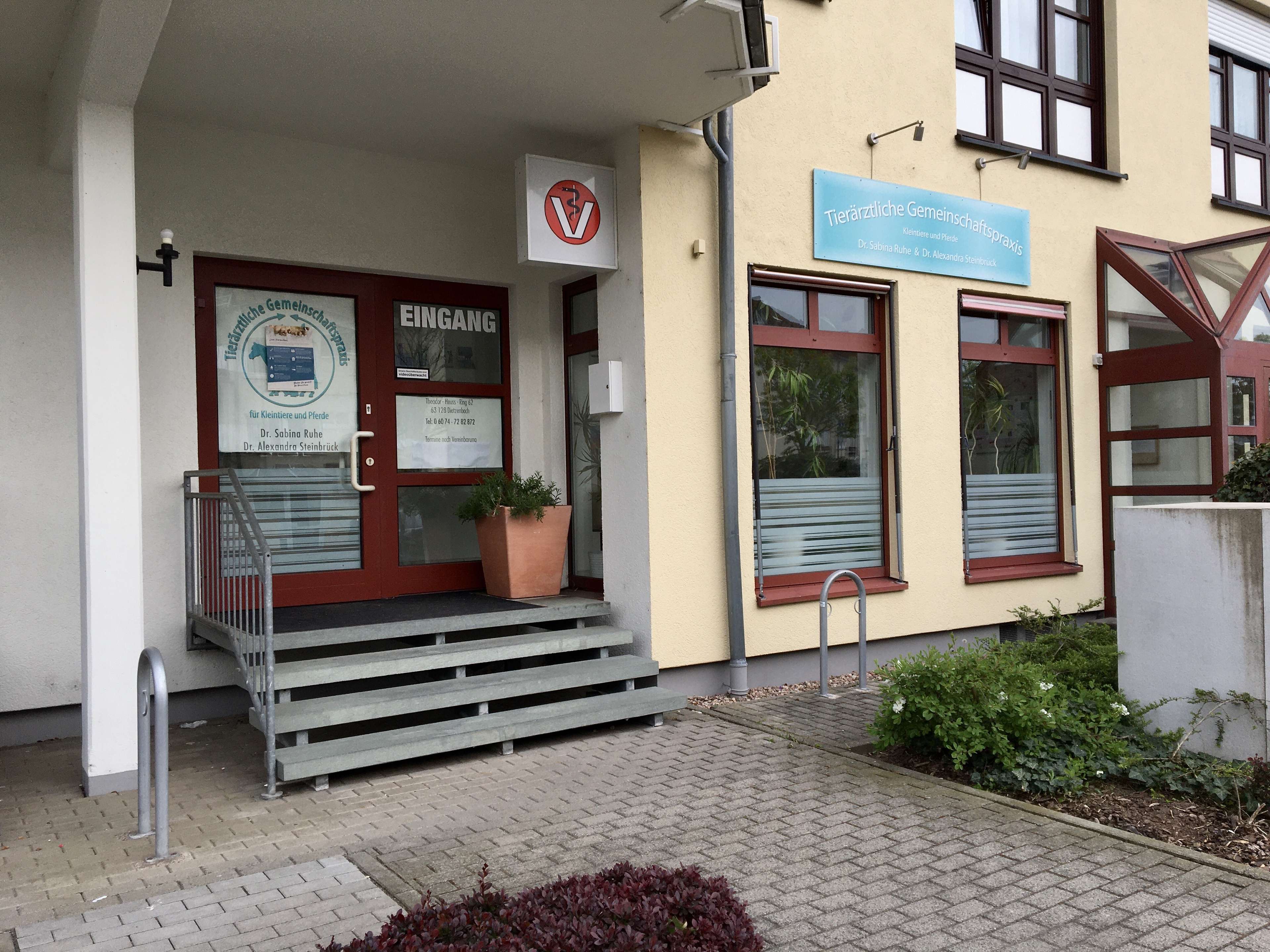Ansicht 1 von Tierarztpraxis Dr. Ruhe & Dr. Steinbrück - Dietzenbach-Mitte
