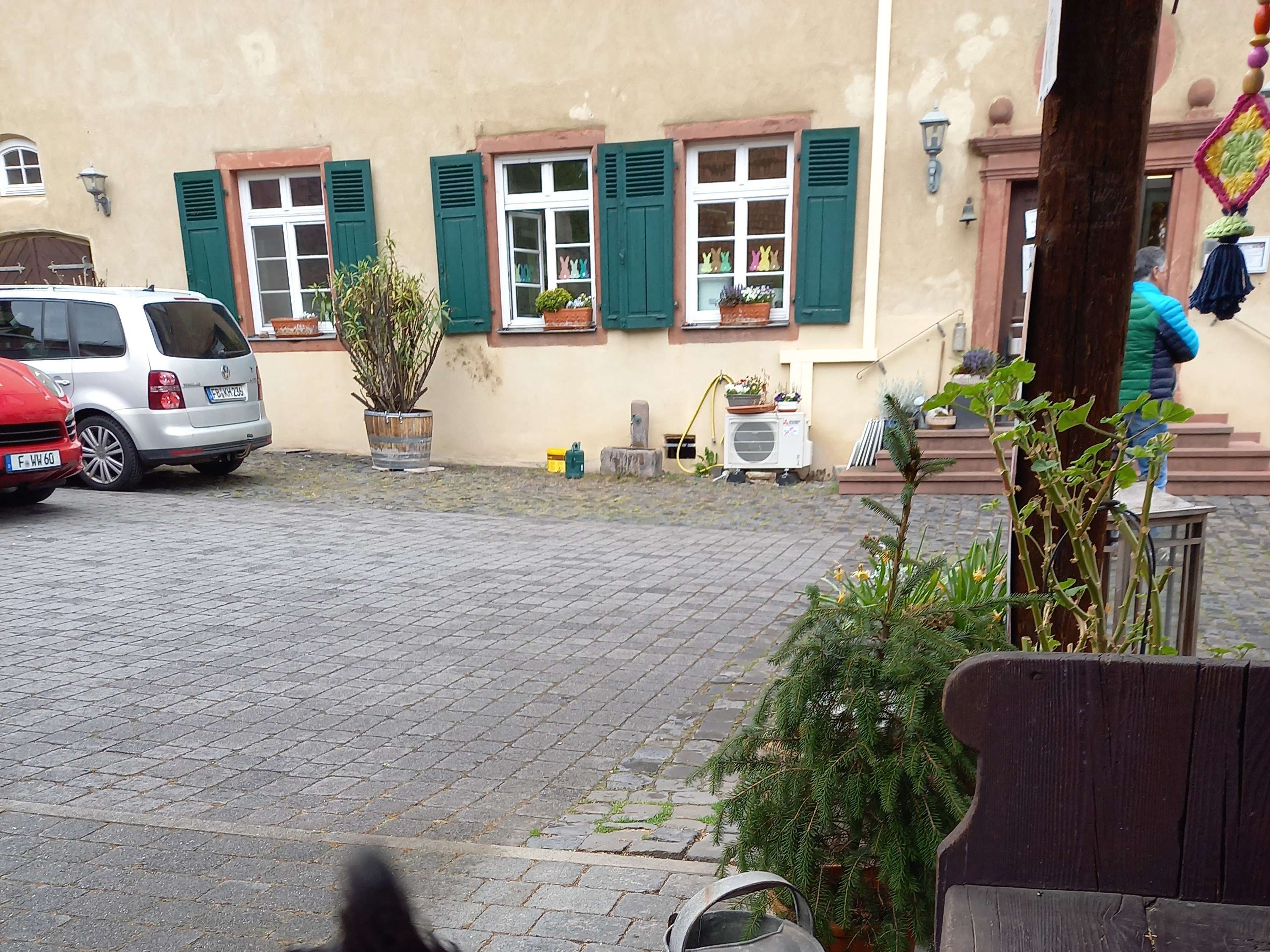 Ansicht 1 von Dr. med. vet. Ingo Schneider - Fachtierarzt für Klein-und Heimtiere