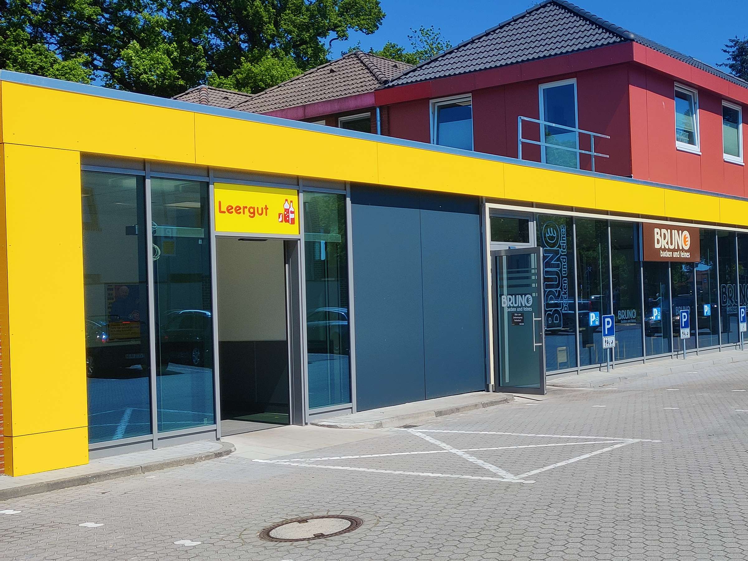 Ansicht 1 von Bruno Filiale Oldenburger Straße Rastede