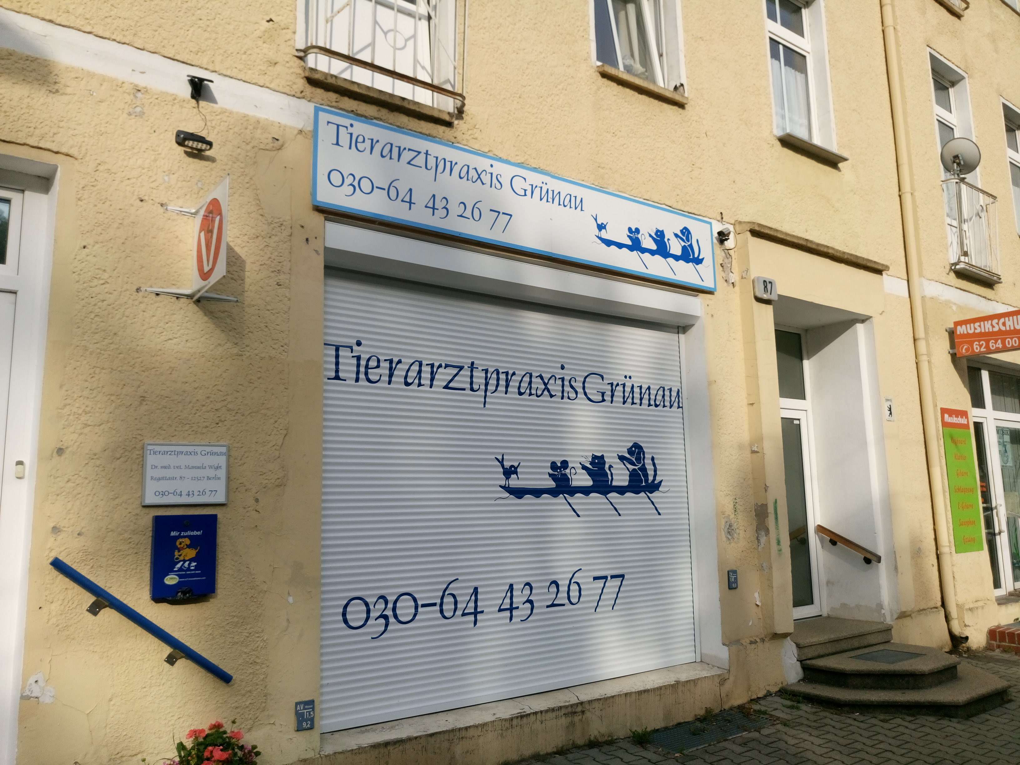 View 1 of Tierarztpraxis Grünau
