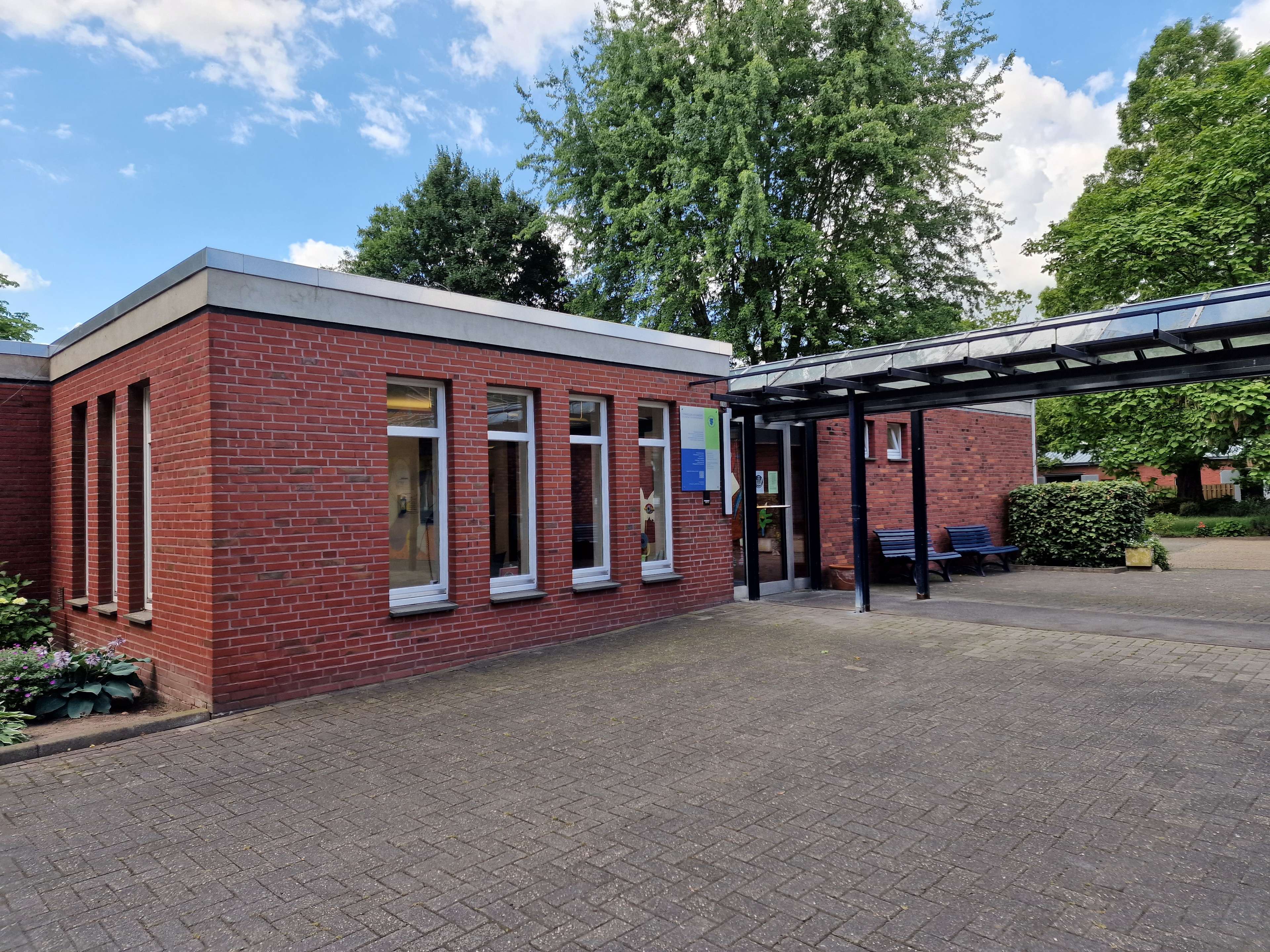 Ansicht 1 von Tiermedizin Hochmoor - Tierärzte IVC Evidensia GmbH