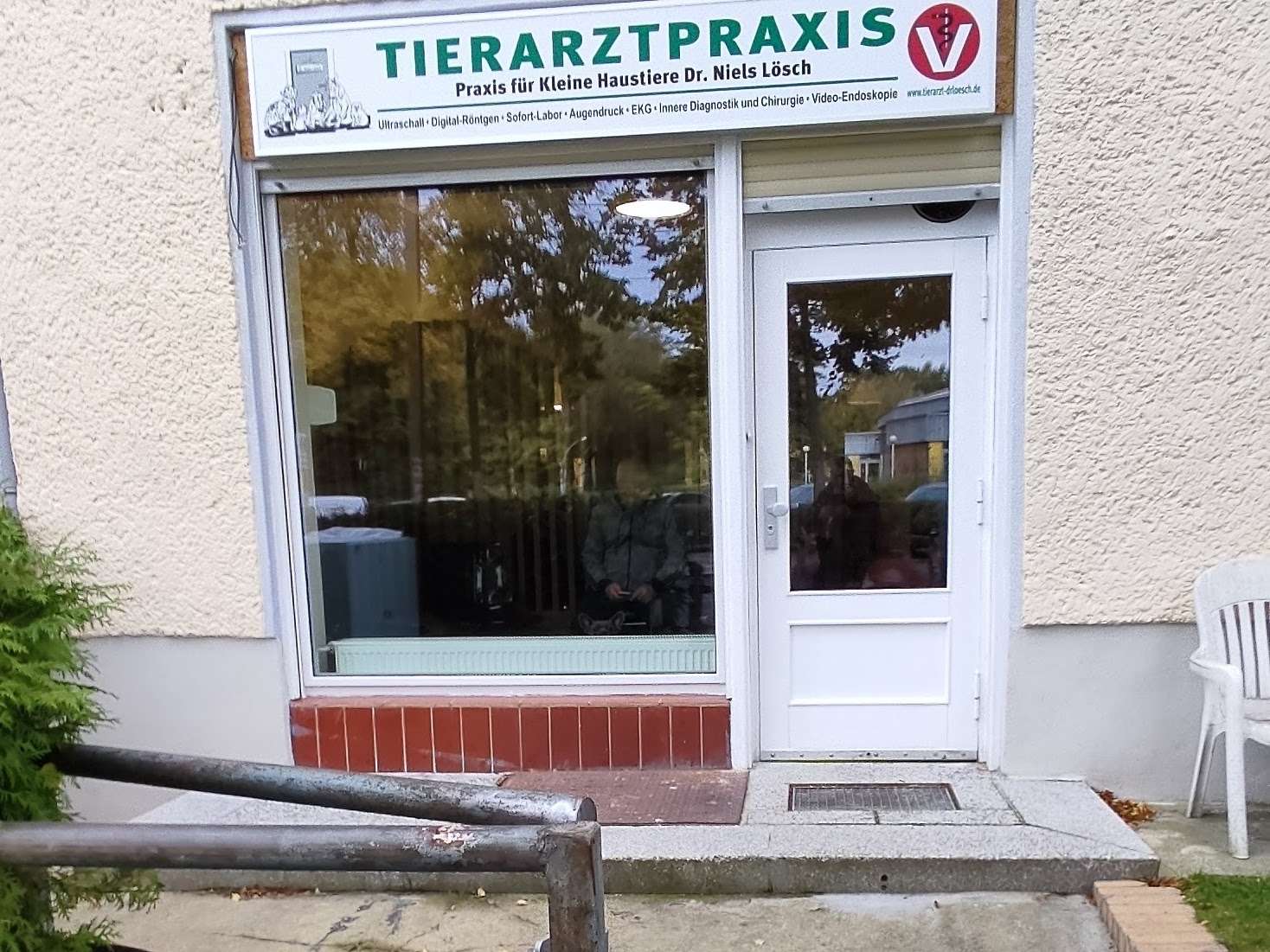 Ansicht 3 von Dr.med.vet. Nils Lösch