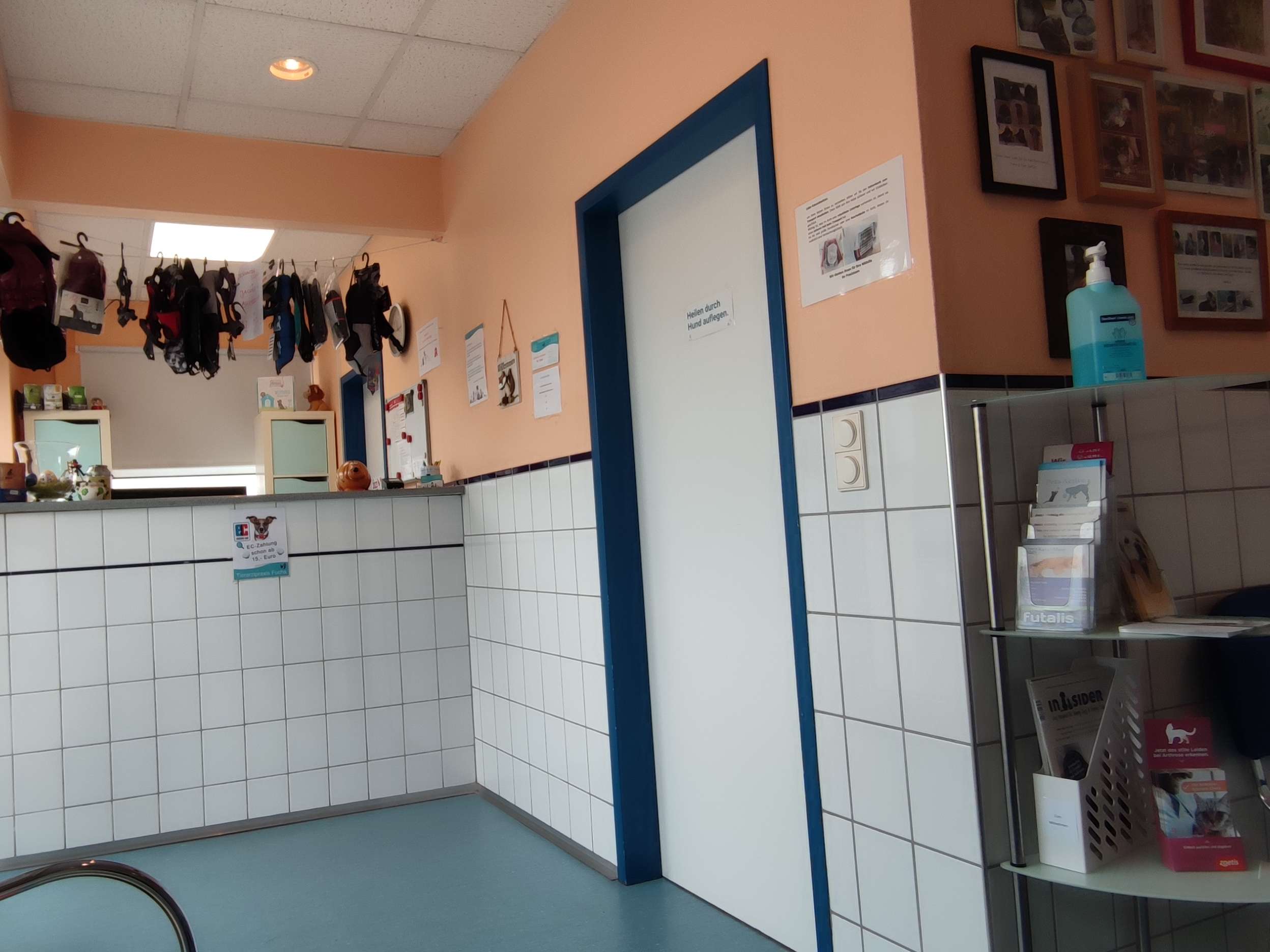 Ansicht 1 von Dr. med. vet. Annette Fuchs