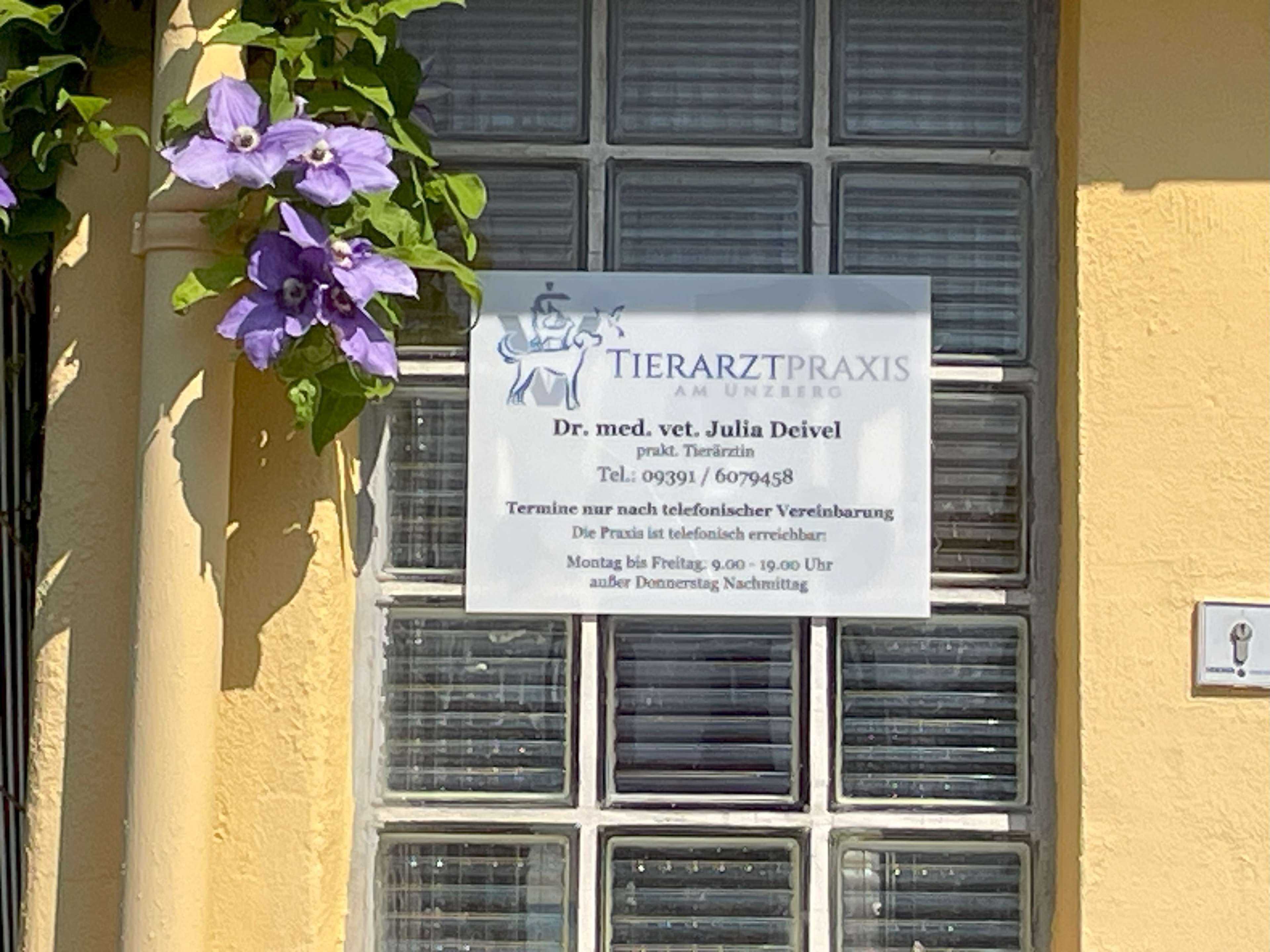 View 3 of Tierarztpraxis Am Unzberg Dr. Julia Deivel