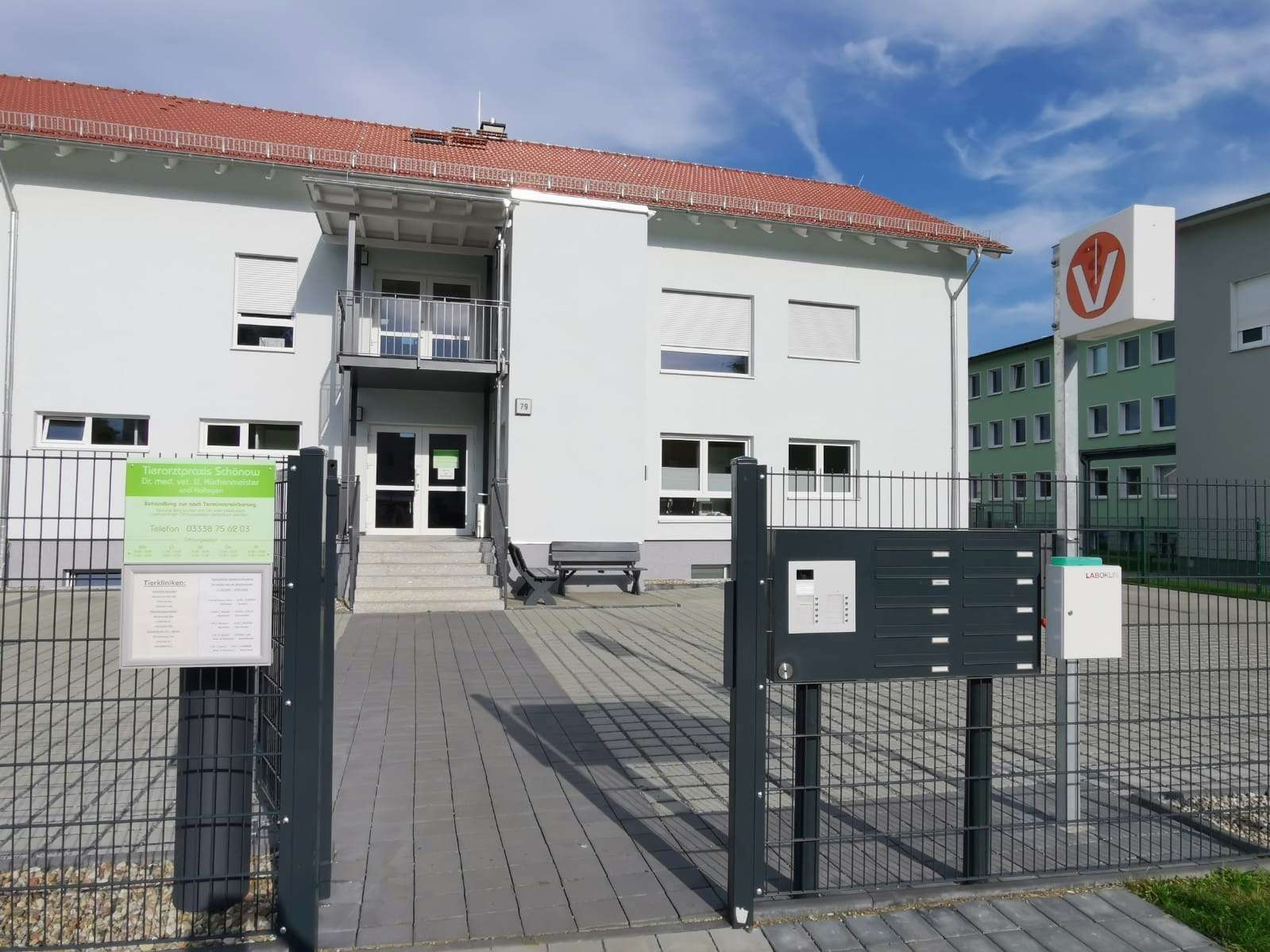 View 2 of Tierarztpraxis Schönow
