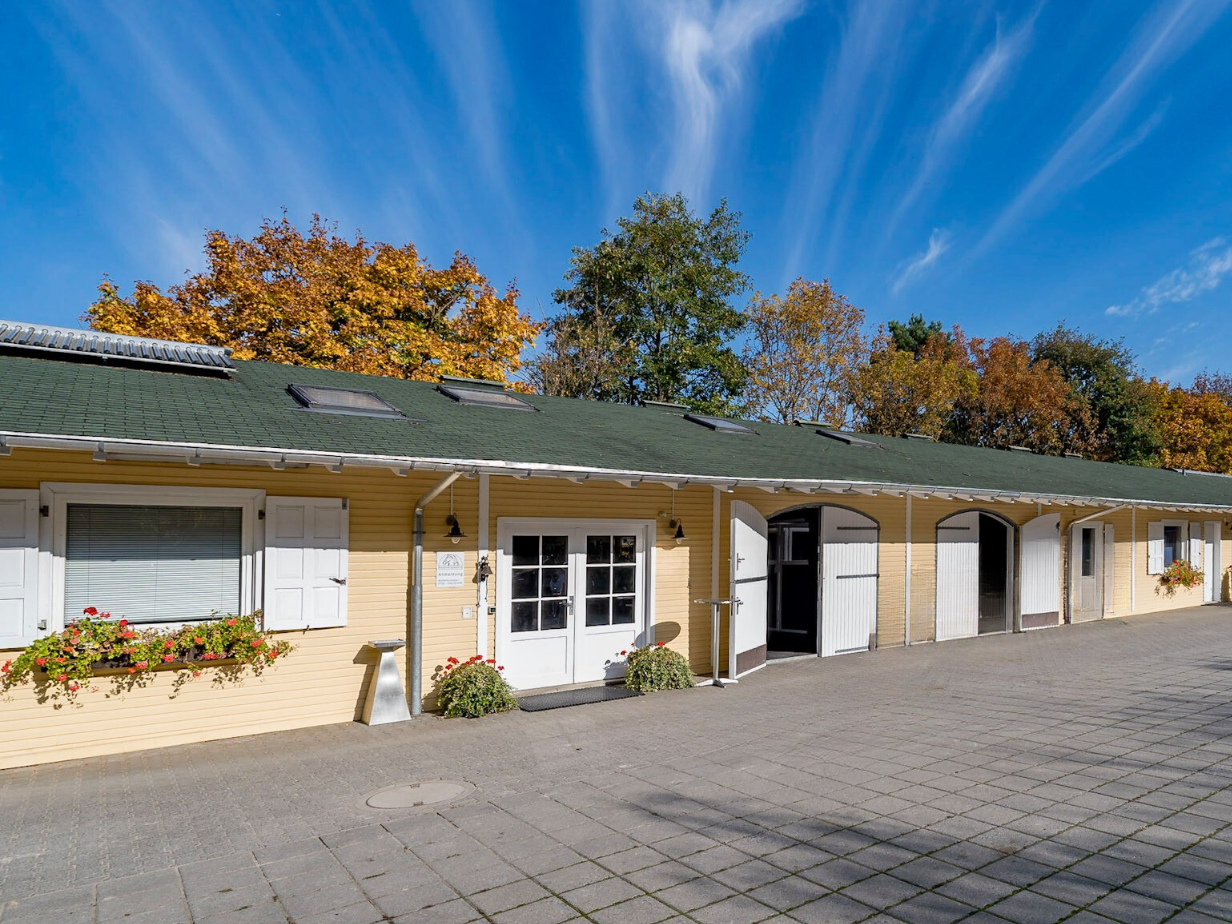 View 1 of Pferdeklinik Großostheim