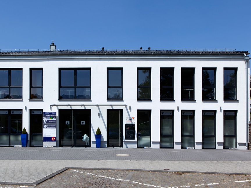 Ansicht 1 von Tiergesundheitszentrum Overath Dr. med. vet. Dietmar Bücheler