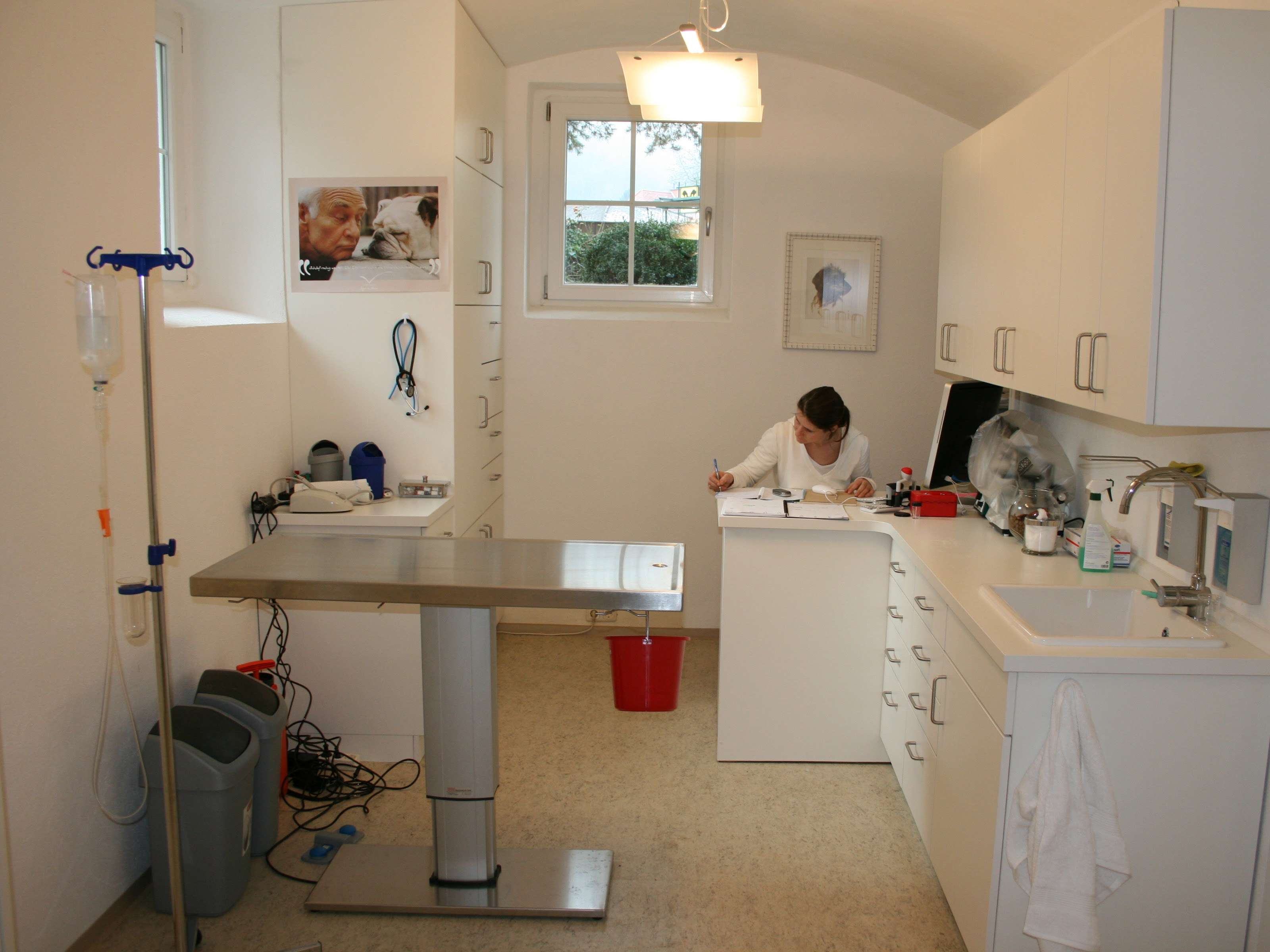 View 3 of Tierarzt Entner