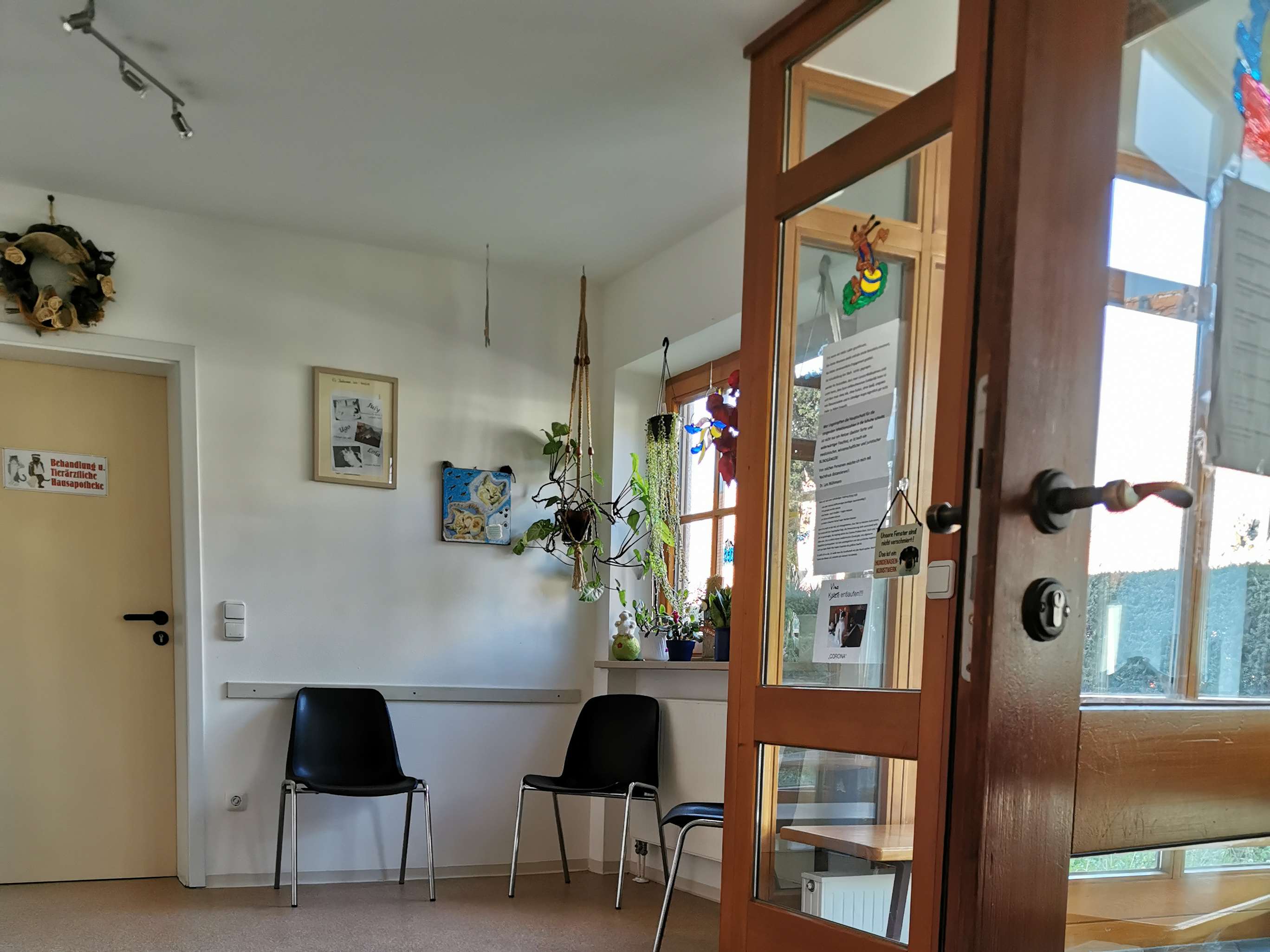 View 3 of Dr. med. vet. Andrea Restle