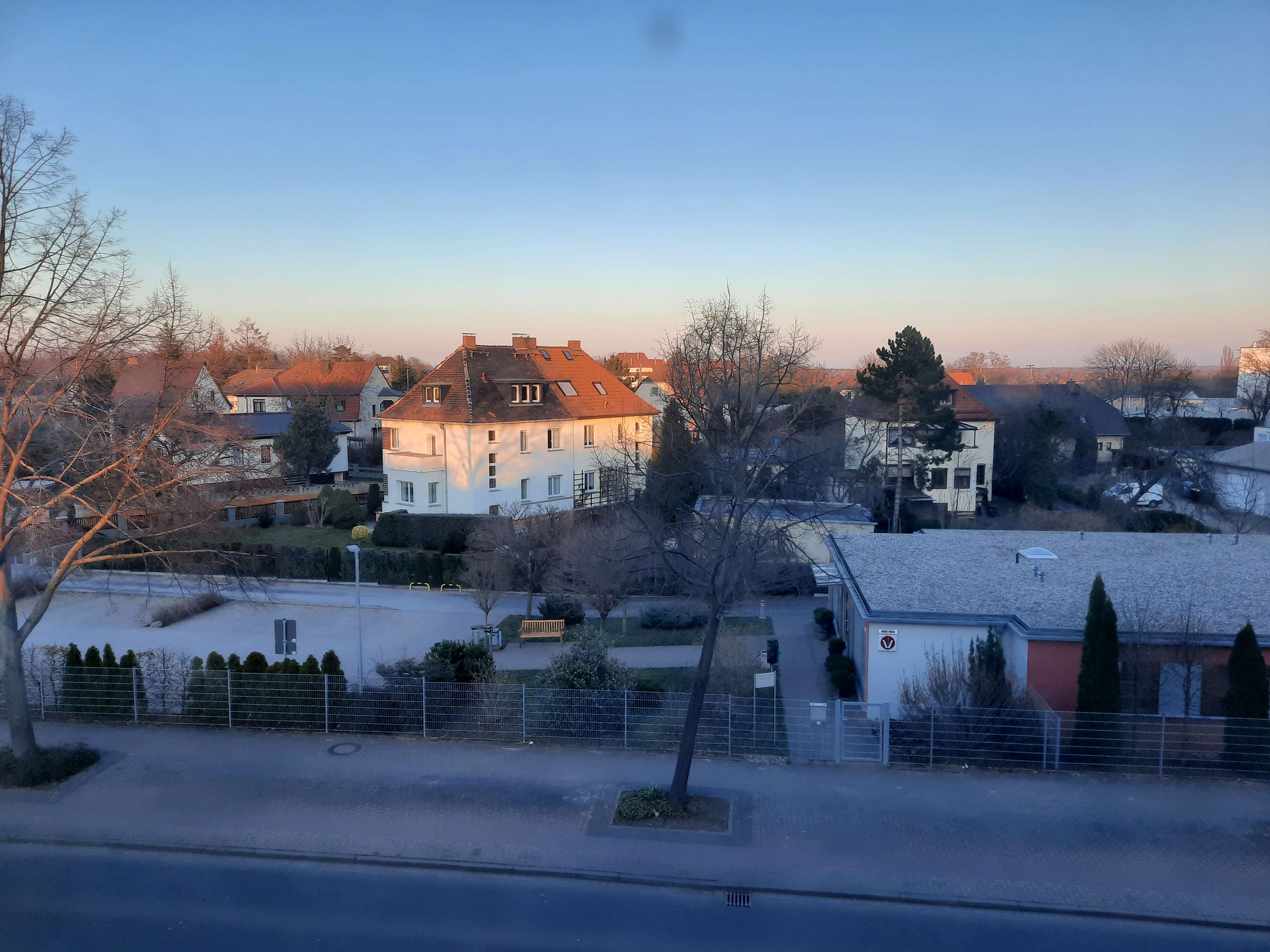 View 2 of Kirsten Sturm Tierärztin