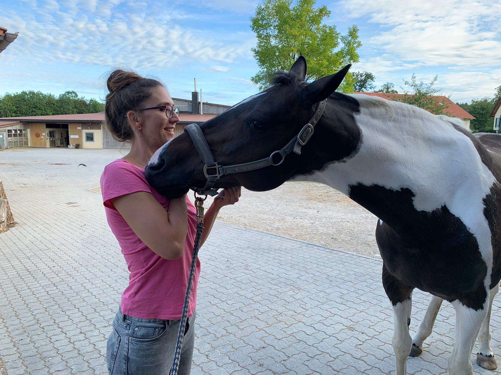 View 1 of Tierarztpraxis für Chiropraktik Dr. Stephanie Rothin