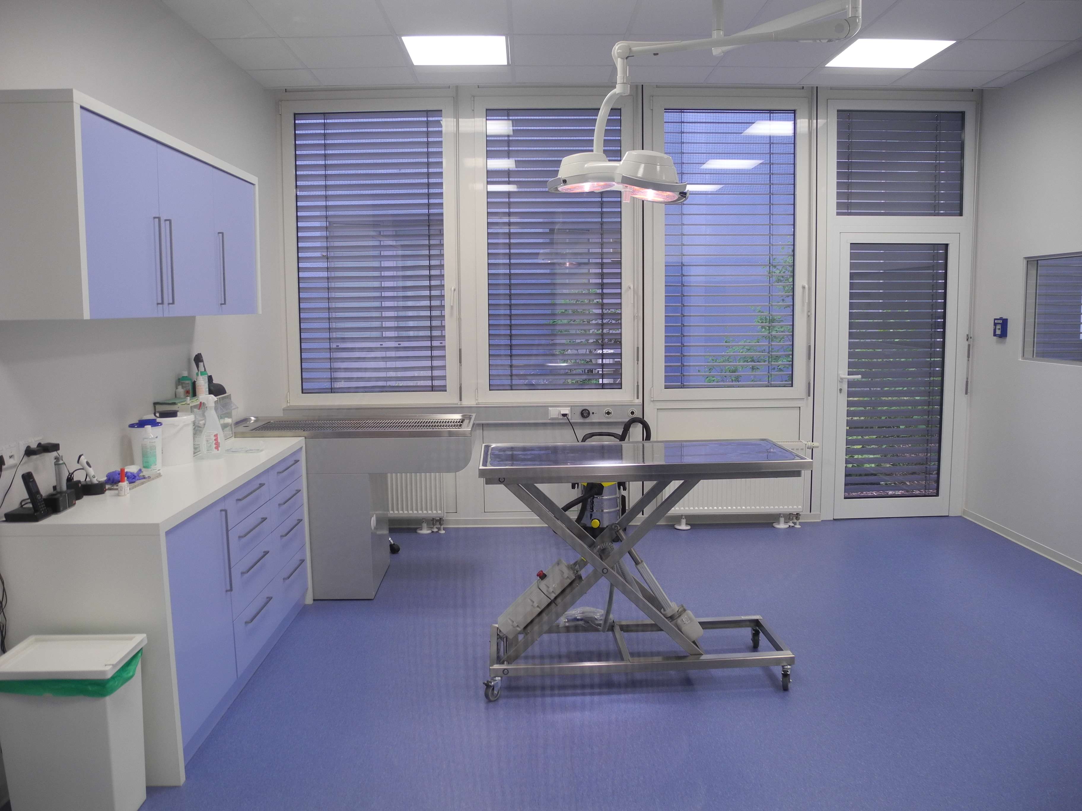 View 1 of Kleintier Chirurgie Dreilinden, Dr. M. Burger, DECVS