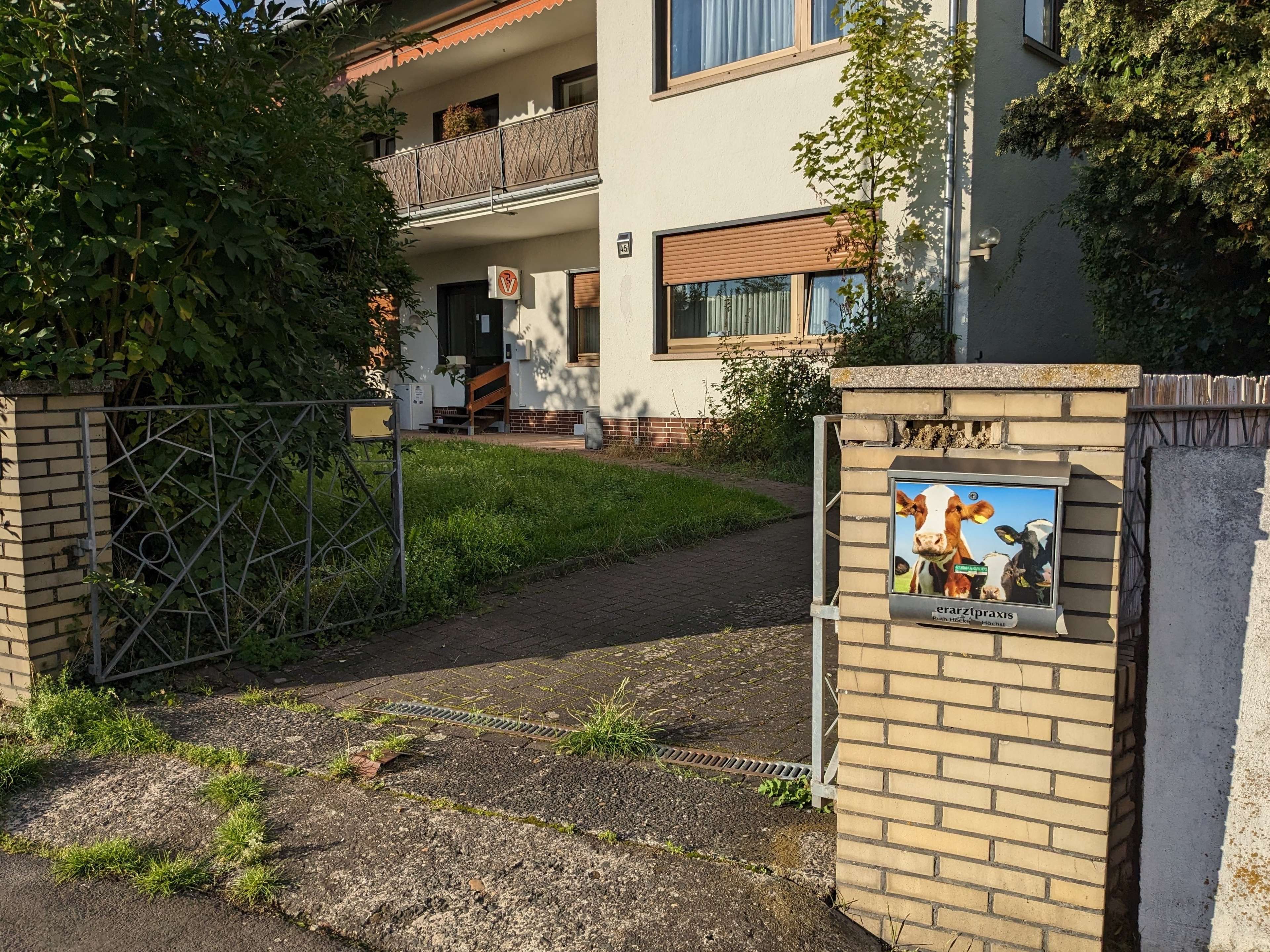 Ansicht 2 von Ruth Hockerts-Höchst Praktische Tierärztin