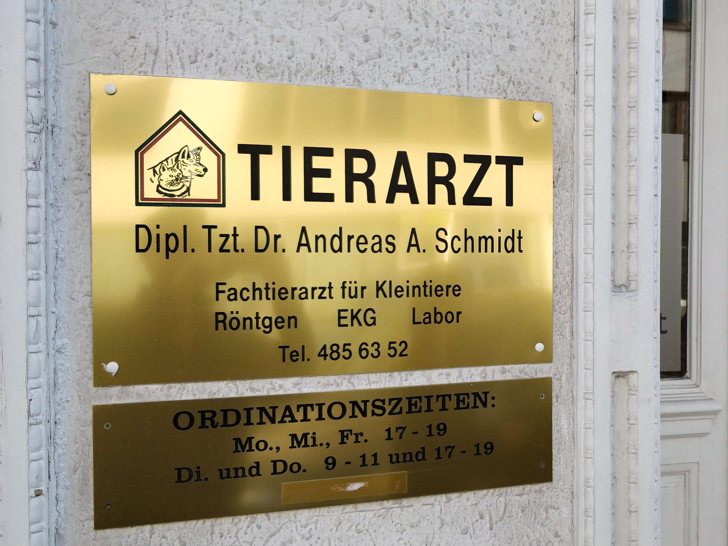 View 2 of Tierarztpraxis Geblergasse (Mag. Karoline Paschos)