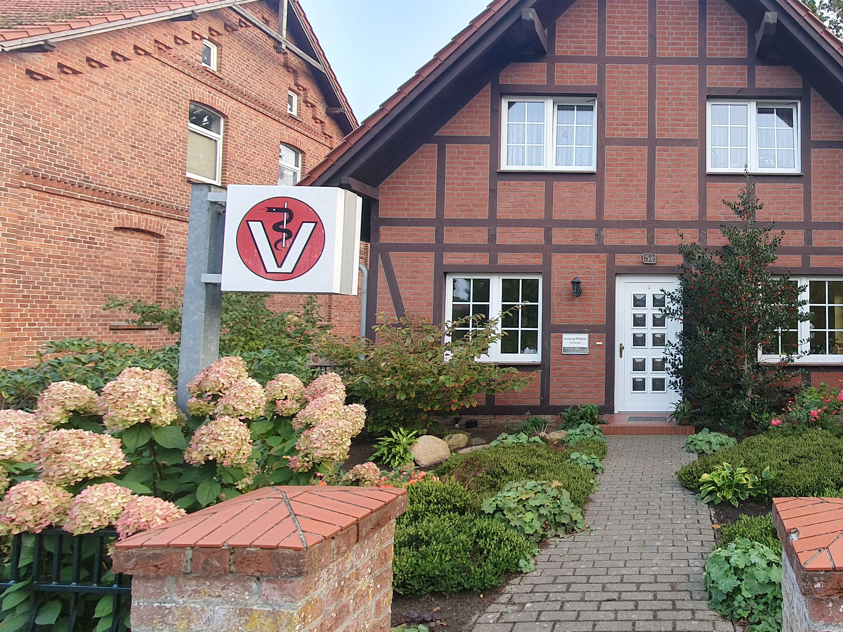 Ansicht 1 von Dr.med.vet. Martin Ständer Tierarzt