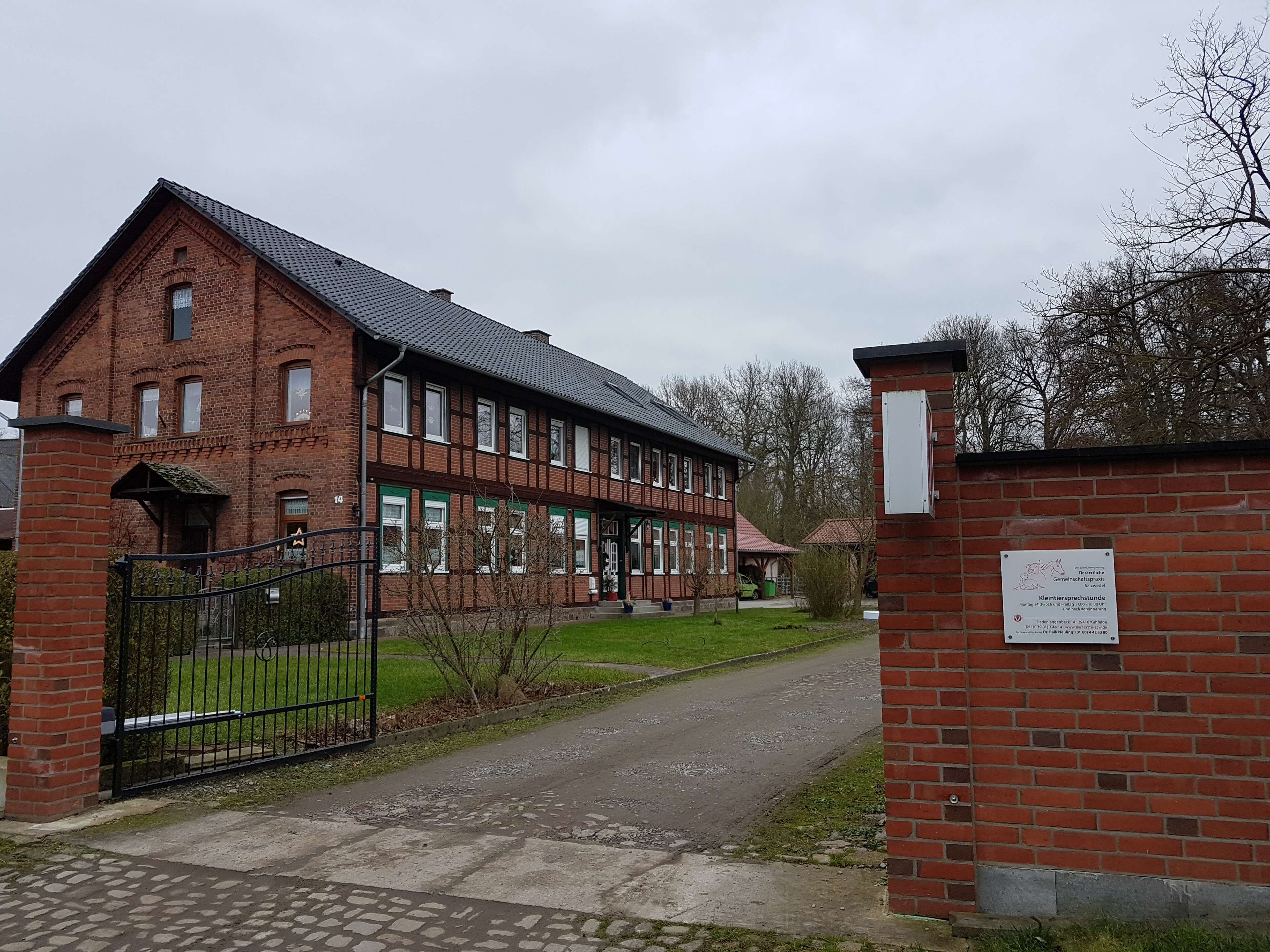 View 1 of Tierärztliche Gemeinschaftspraxis Salzwedel