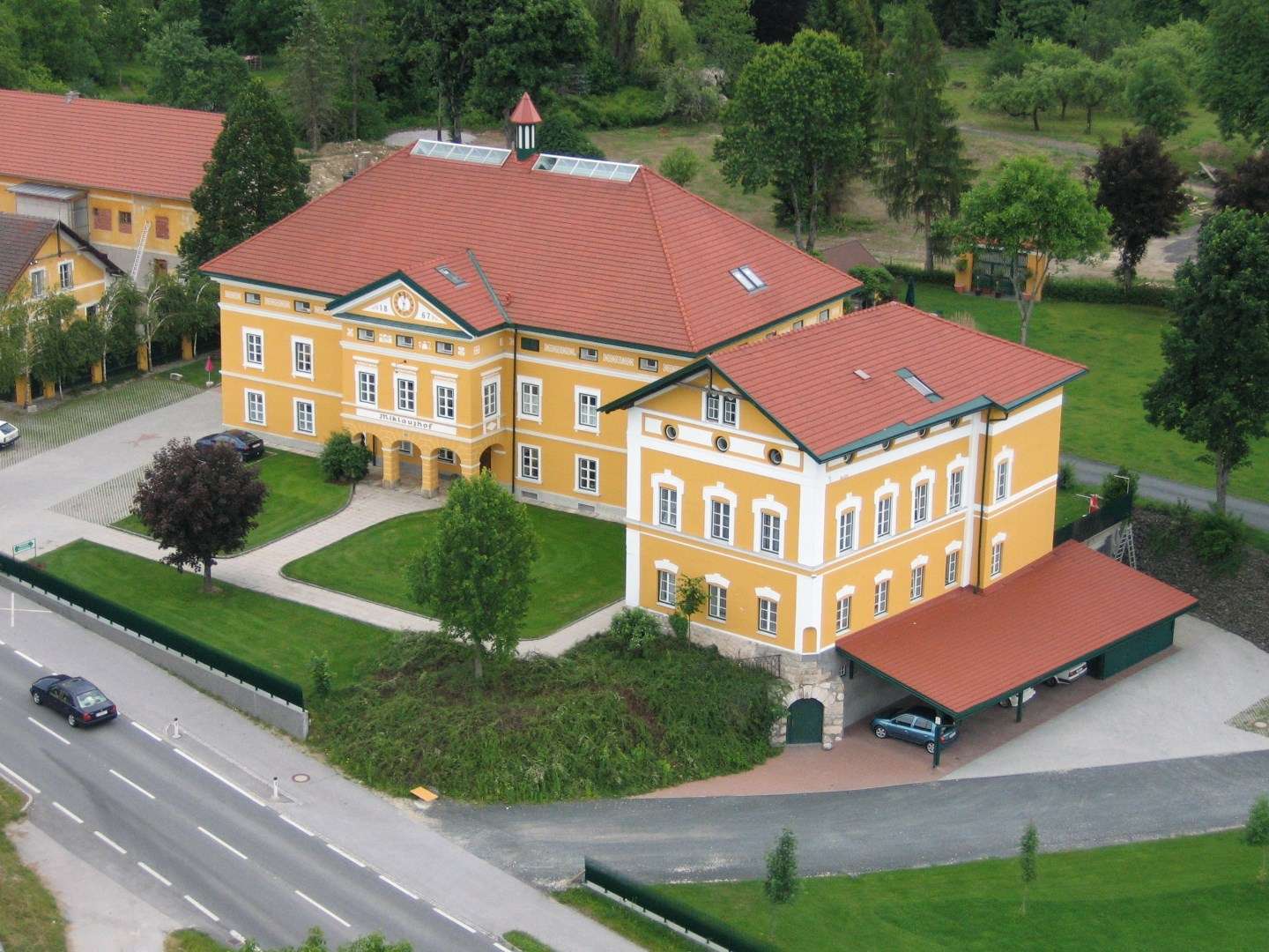 View 1 of Tierordination Miklauzhof Dr. Piroutz Richard