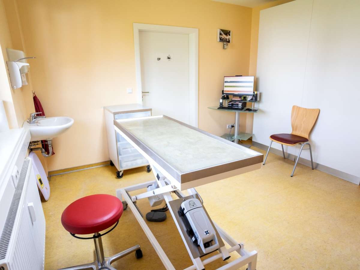 Ansicht 4 von Tierarzt Drücker Achim-Uphusen Kleintierpraxis Uphusen