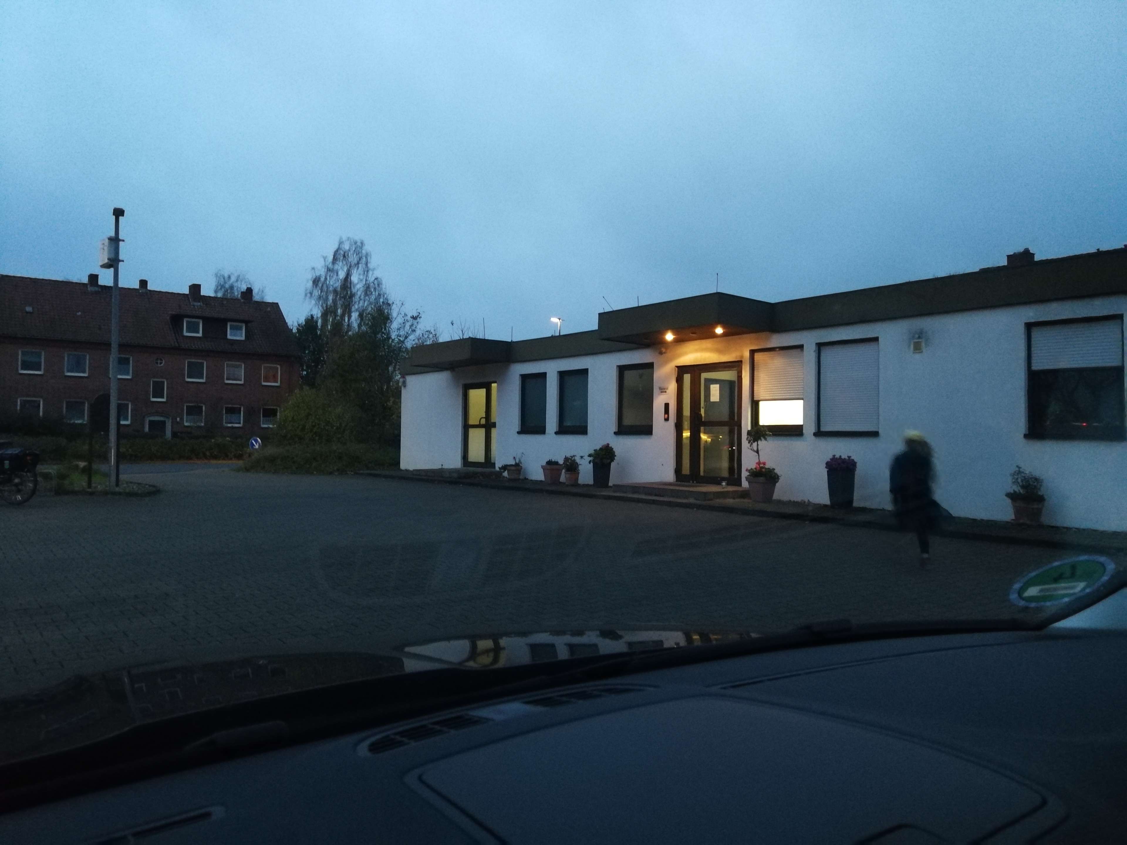 Ansicht 3 von Dr.med.vet. Stephanie Bruchhaus Tierarzt