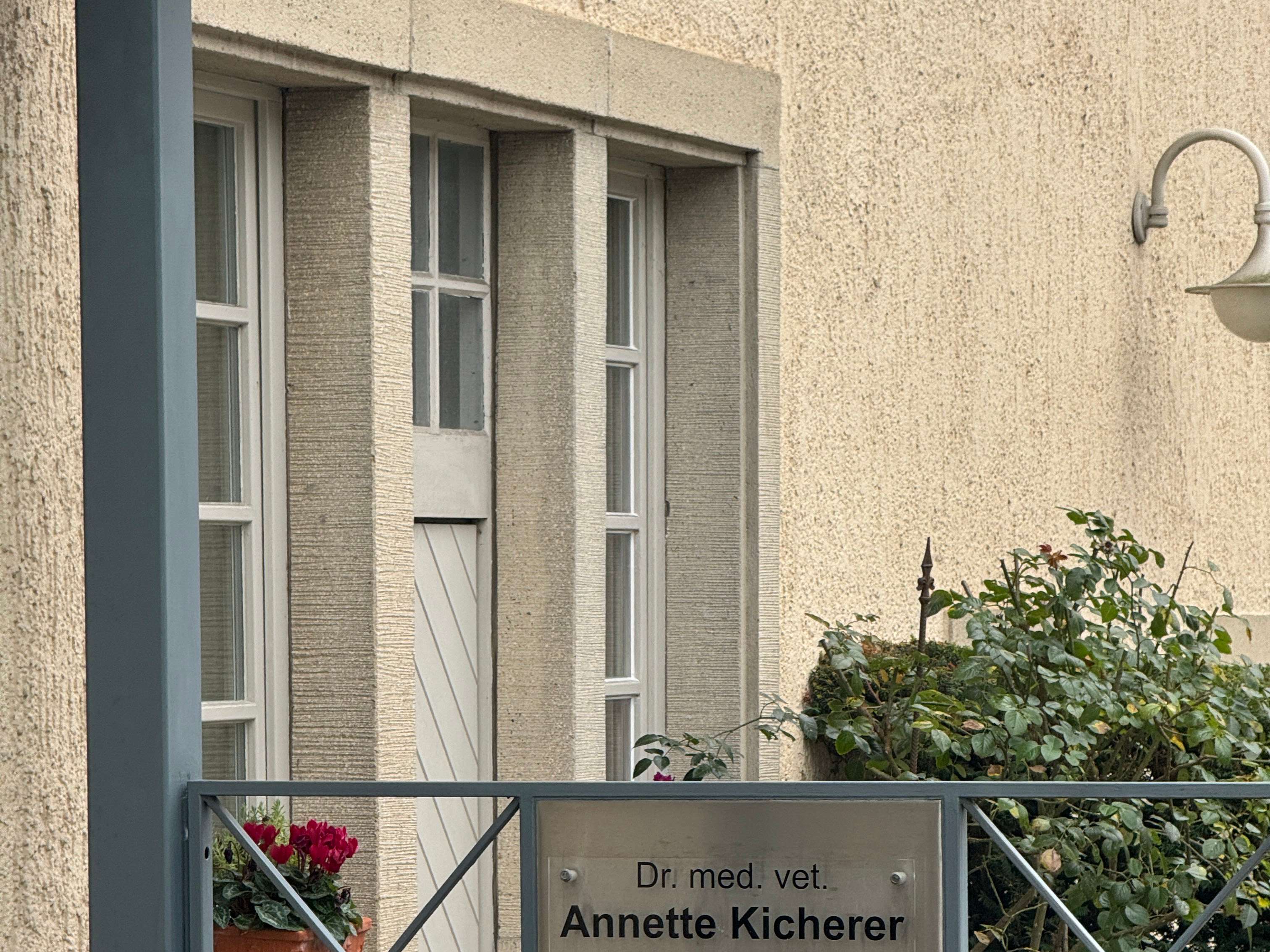 Ansicht 5 von Dr. med. vet. Annette Kicherer