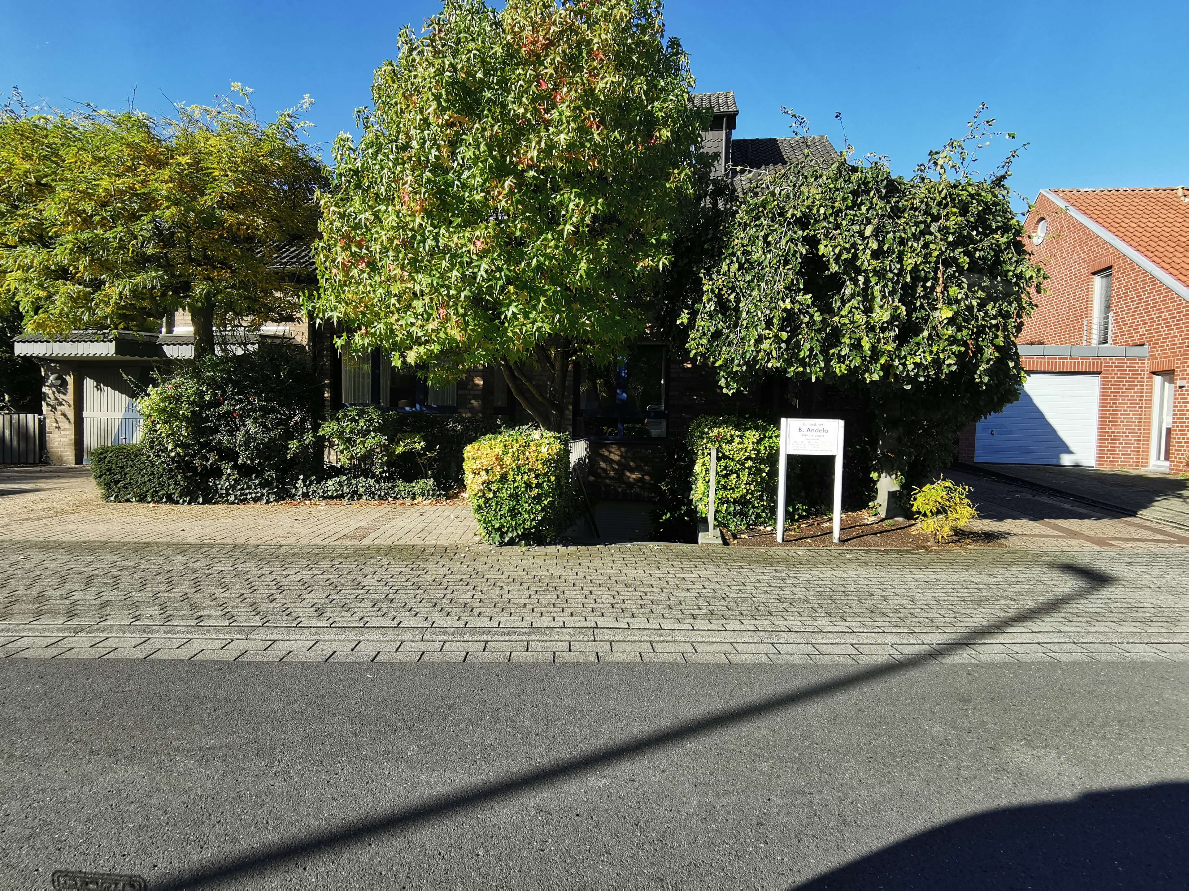 Ansicht 1 von Dr. Bernhard Andela