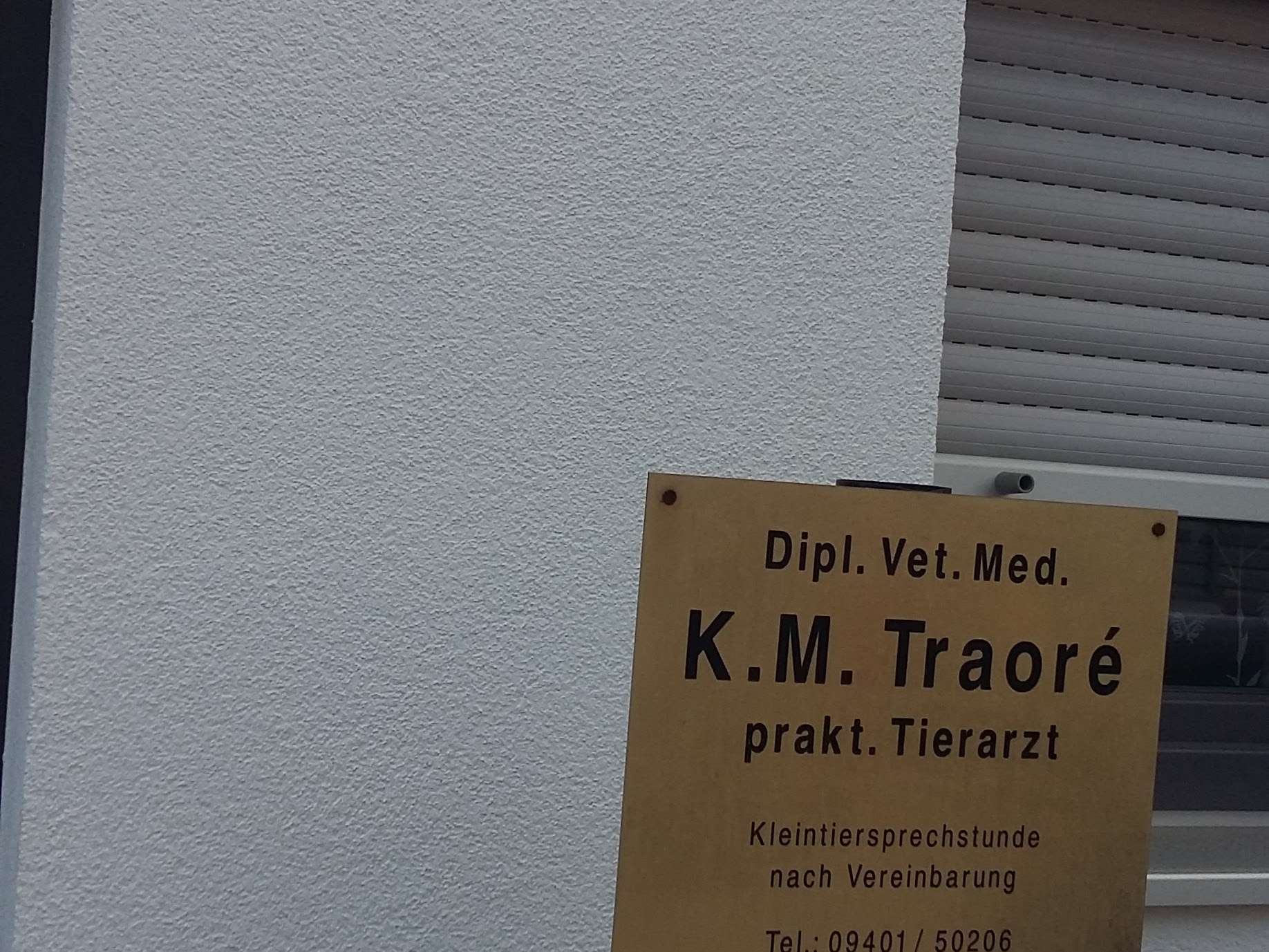 View 2 of Dipl.Med.Vet. Karim Traore Tierarzt