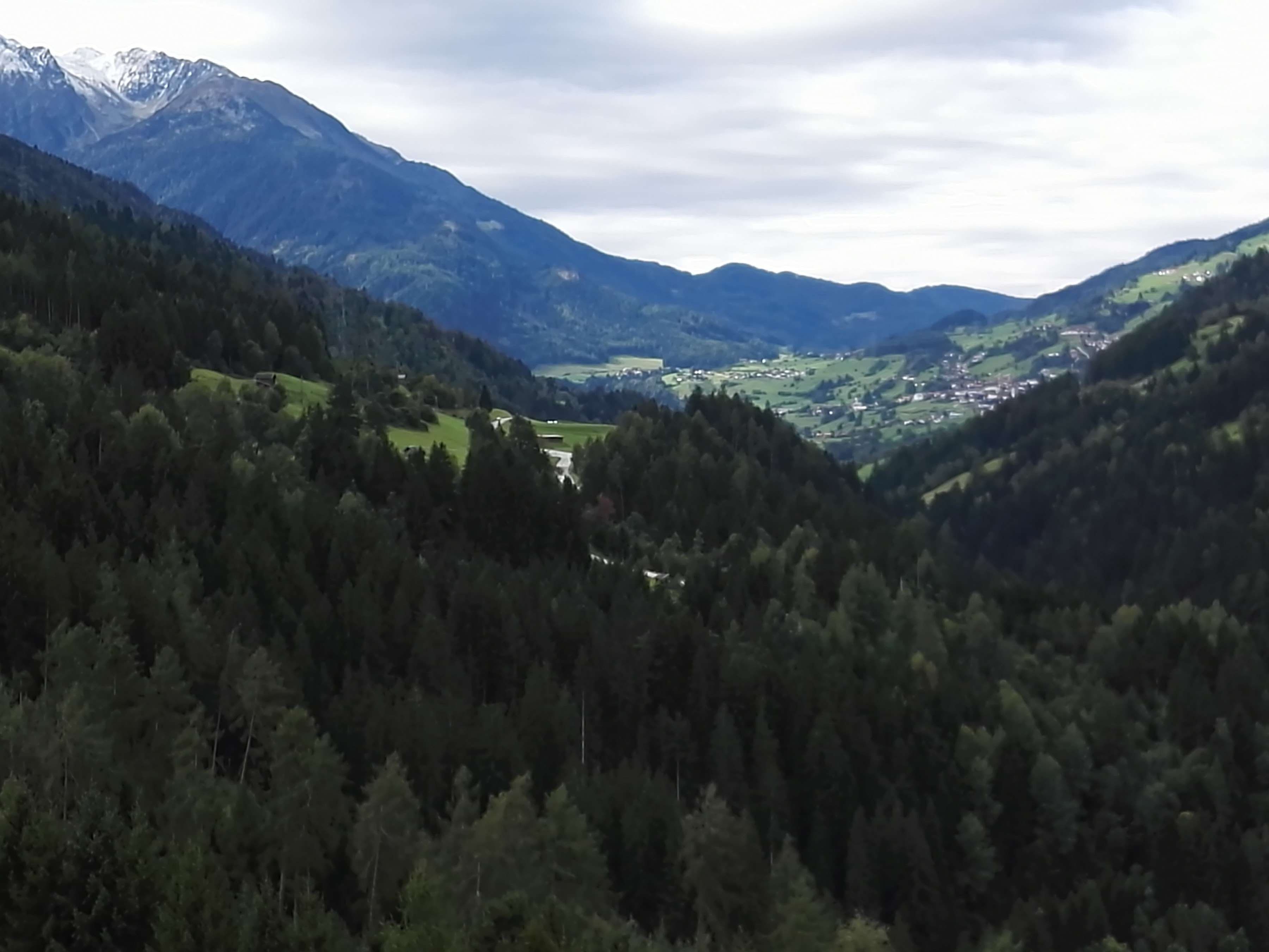 View 1 of Dipl-TA Dr. Jochen Auer