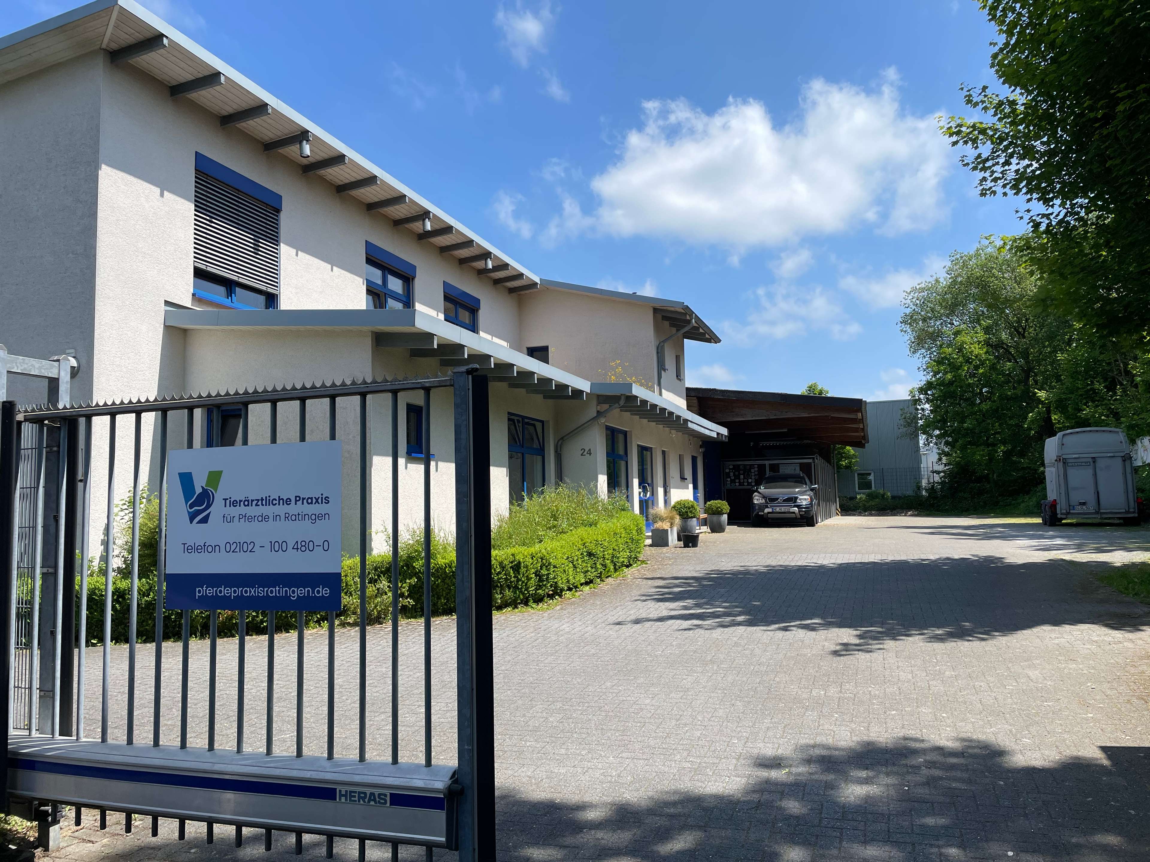 Ansicht 1 von Tierärztliche Praxis für Pferde Ratingen, Dr. Gundel und TÄ Carina Bosse