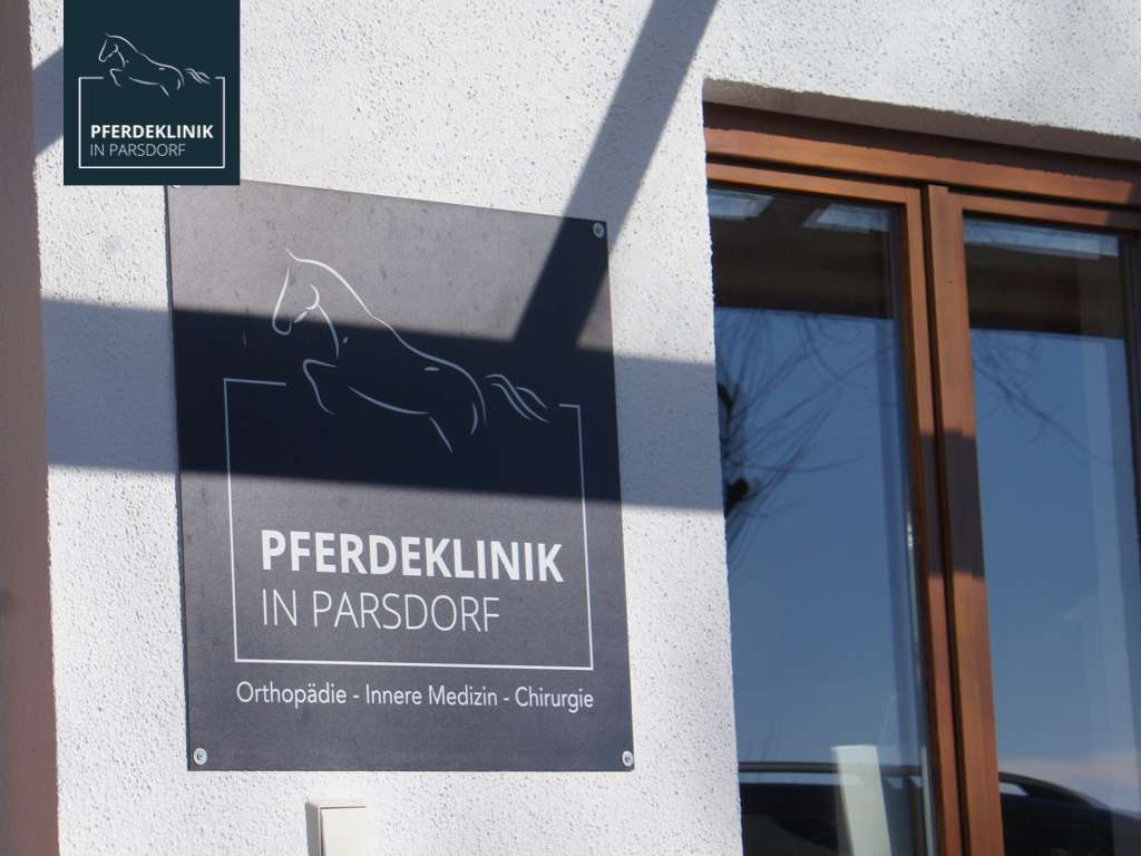 View 2 of Pferdeklinik in Parsdorf GmbH | Klinik für Pferde | München