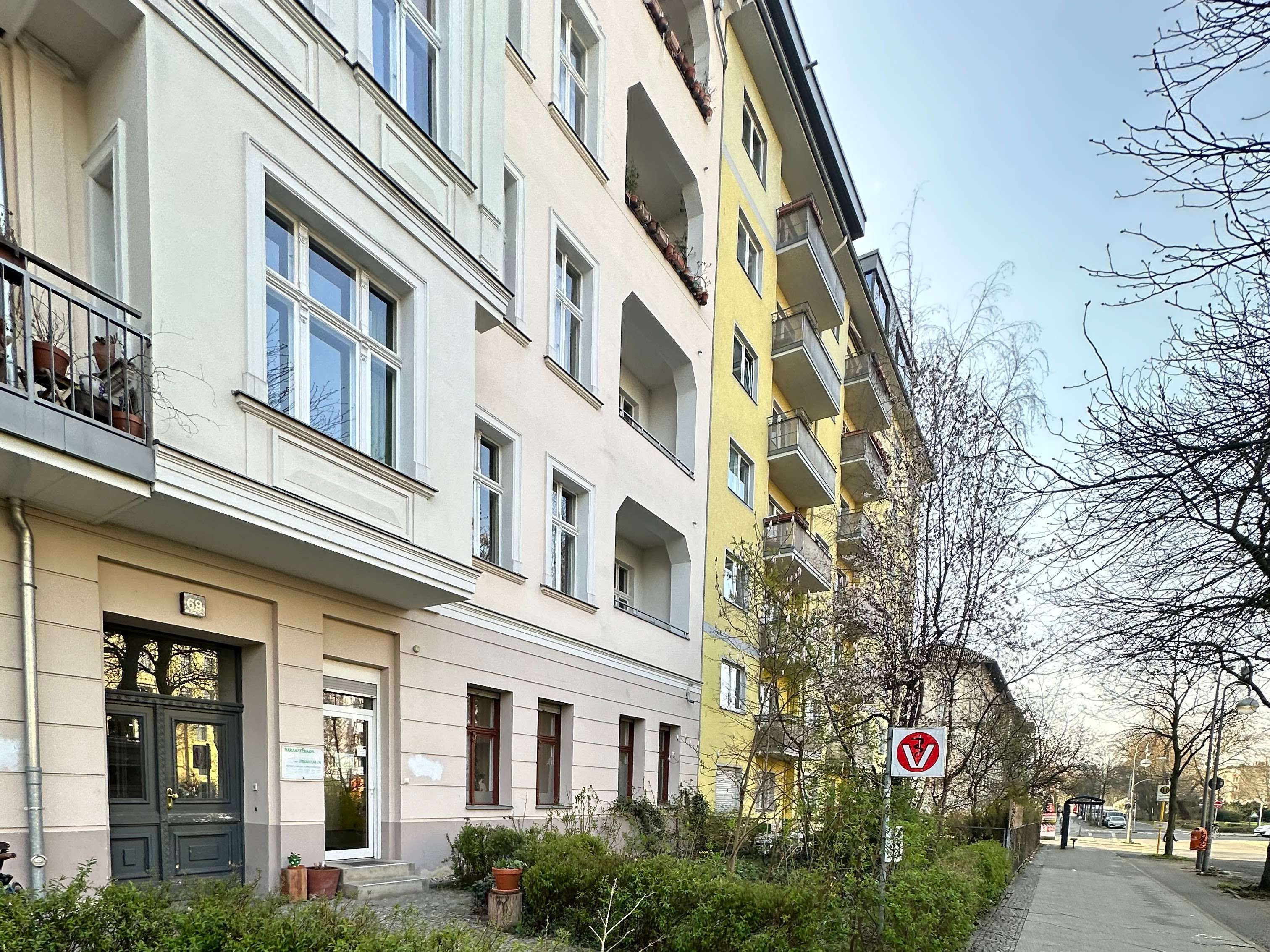 Ansicht 1 von Tierarztpraxis am Urbanhafen