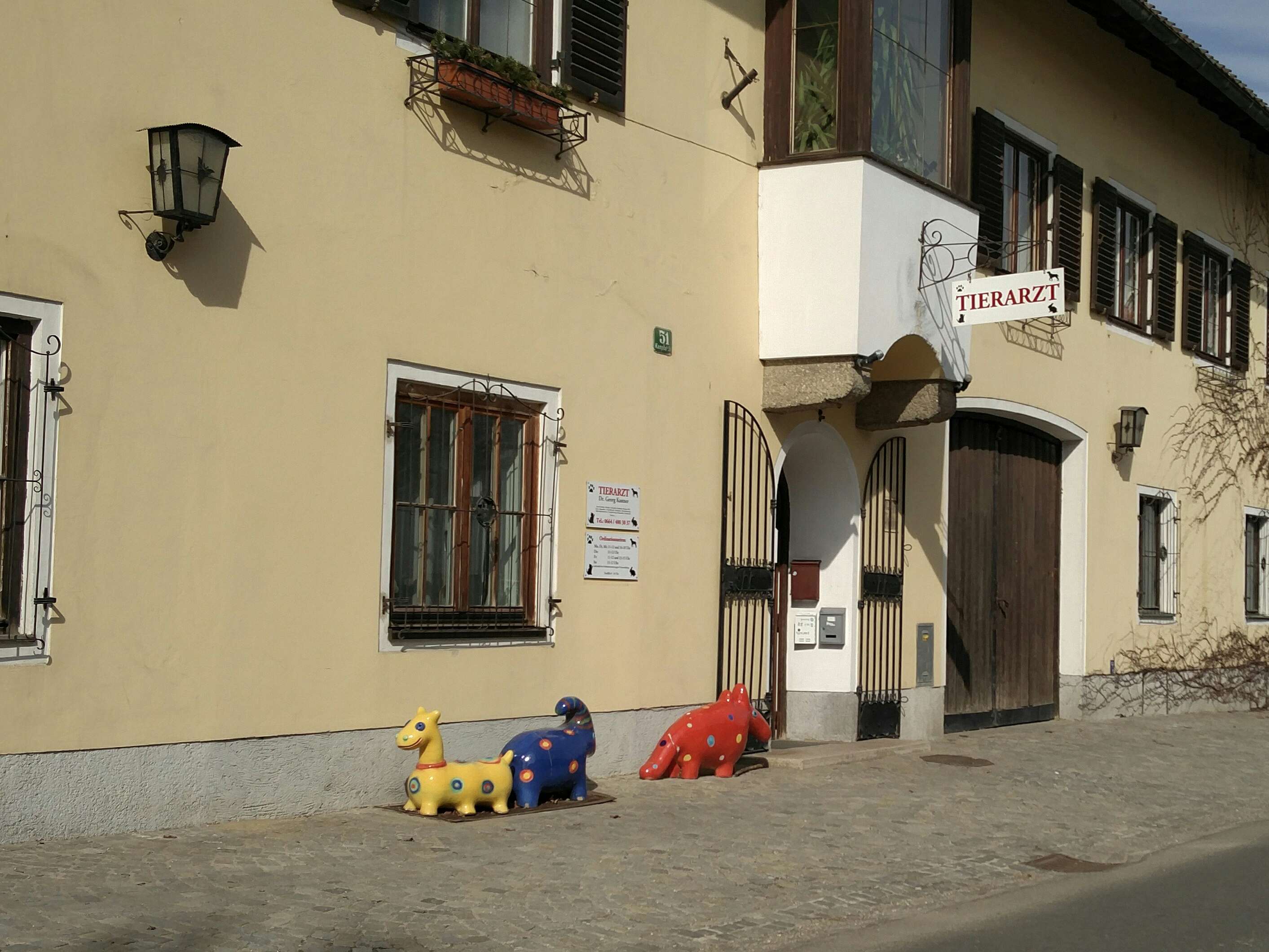View 1 of Kastner Dr. Georg Tierarzt - Langenlois