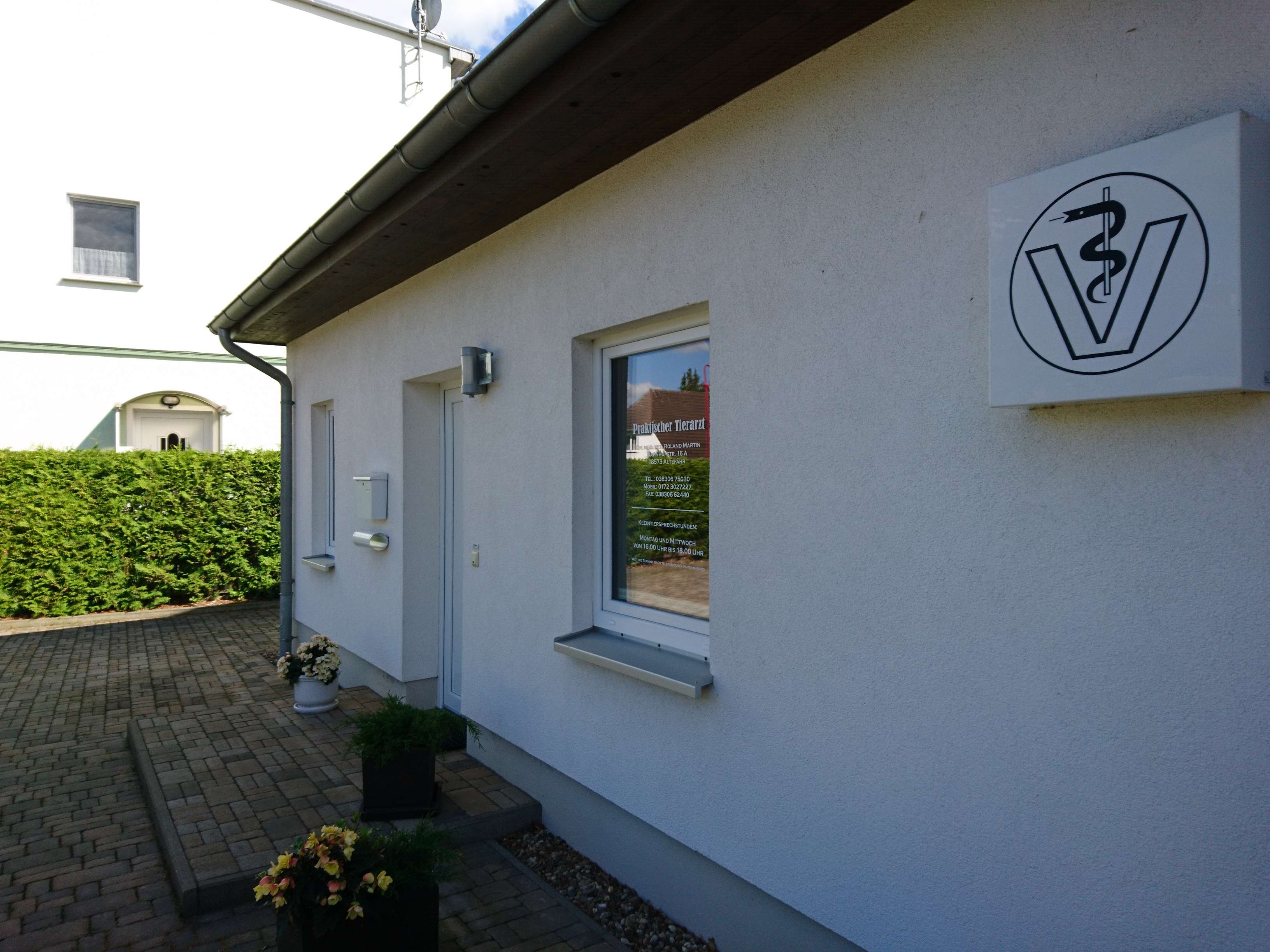 Ansicht 1 von Dr.med.vet. Roland Martin Tierarzt