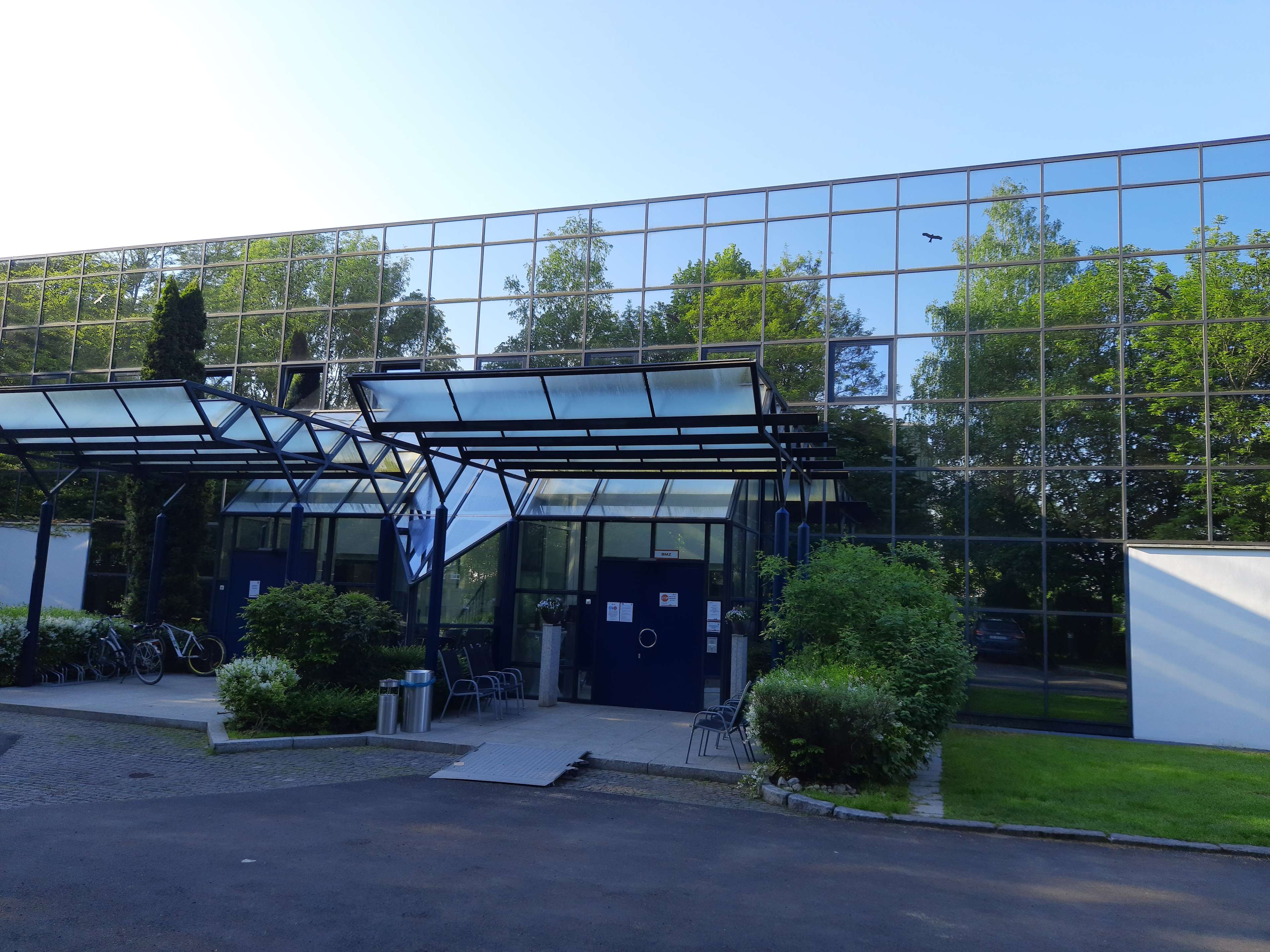 View 2 of Tierklinik Ismaning