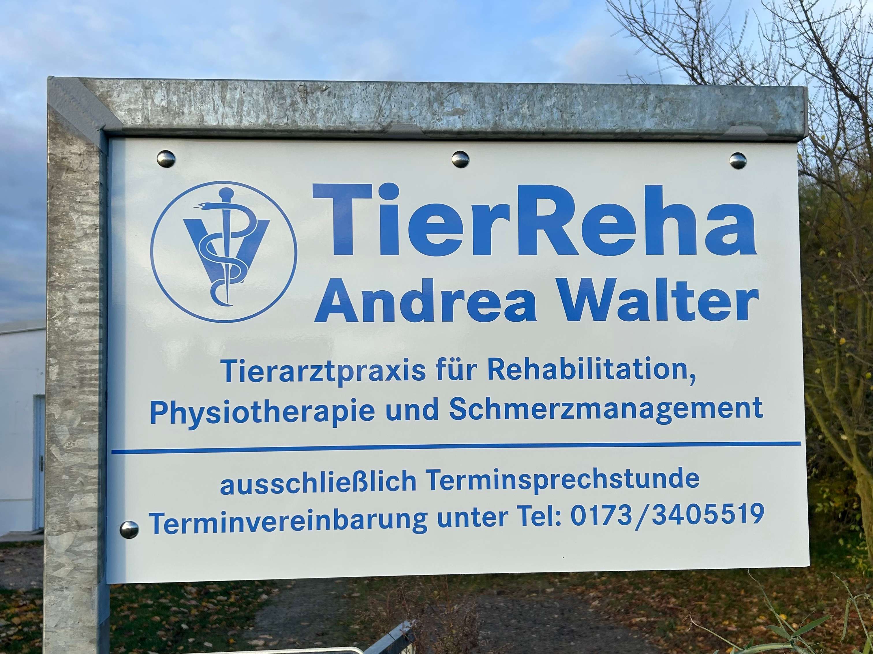 View 4 of TierReha Walter