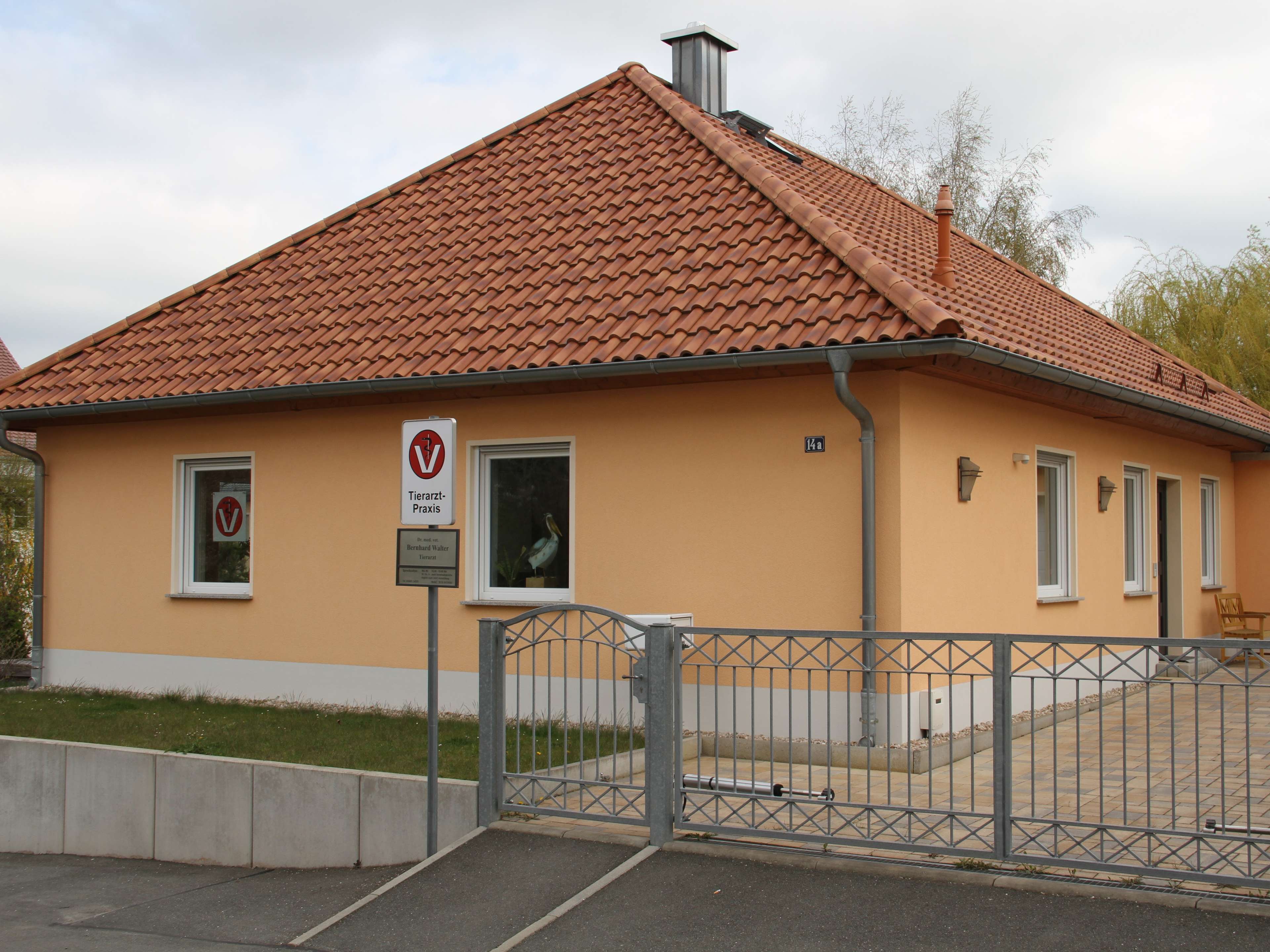 Ansicht 1 von Dr. med. vet. Bernhard Walter