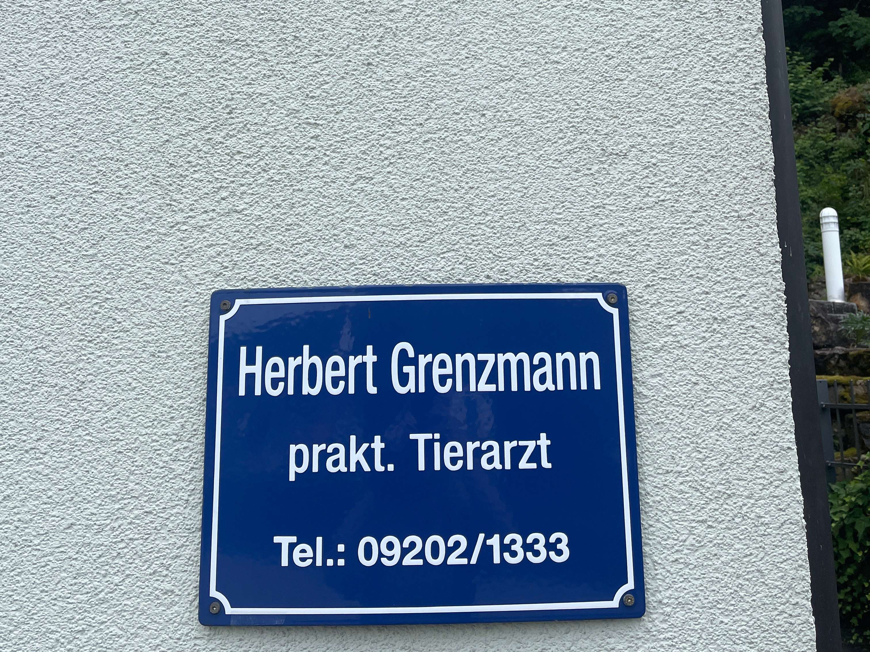 View 1 of Herbert Grenzmann Tierarzt