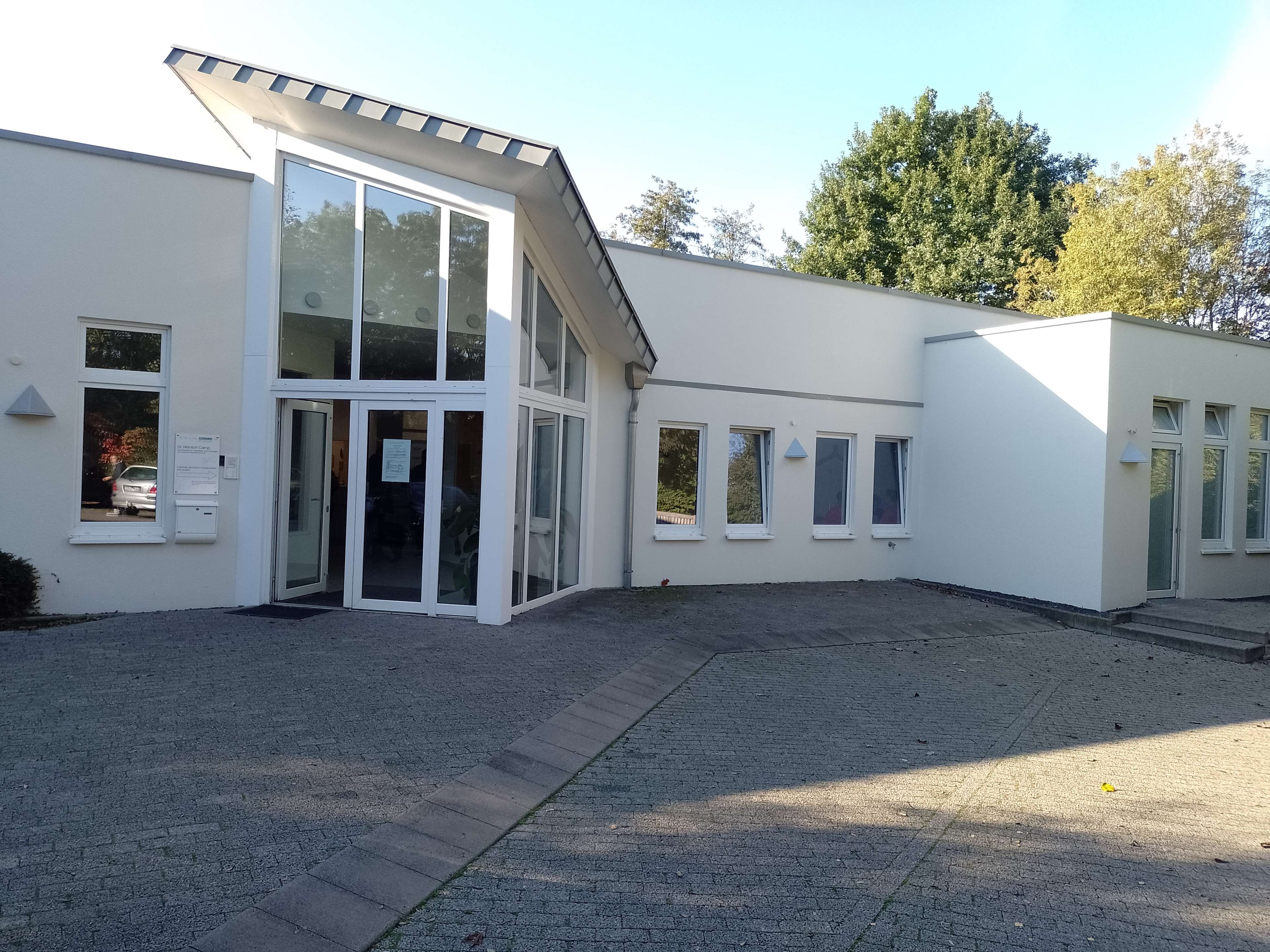 Ansicht 2 von Dr. med. vet. Heinrich Camp