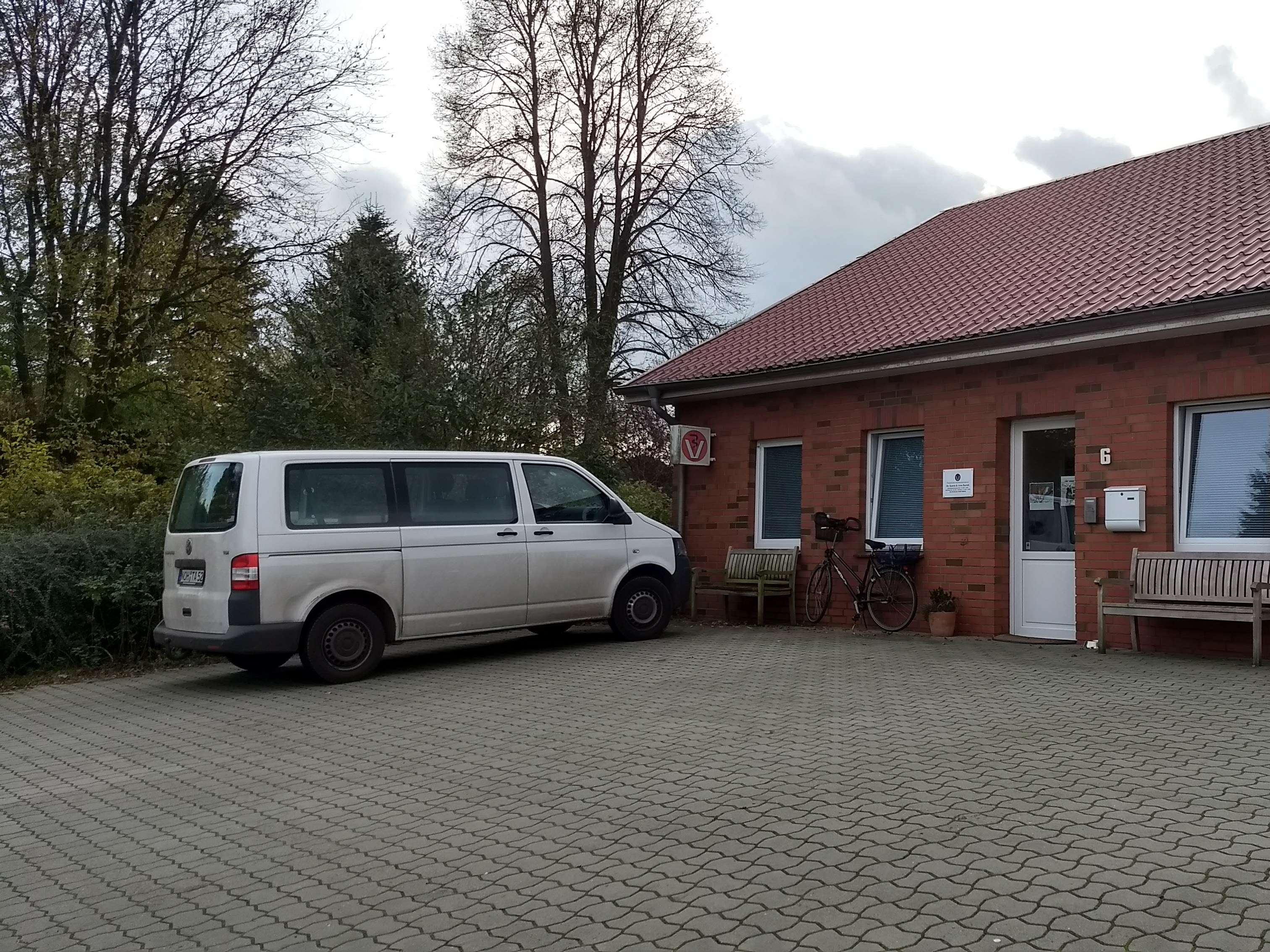 Ansicht 1 von Dr. med. vet. Katrin und Arno Bartelt - Tierärztliche Gemeinschaftspraxis