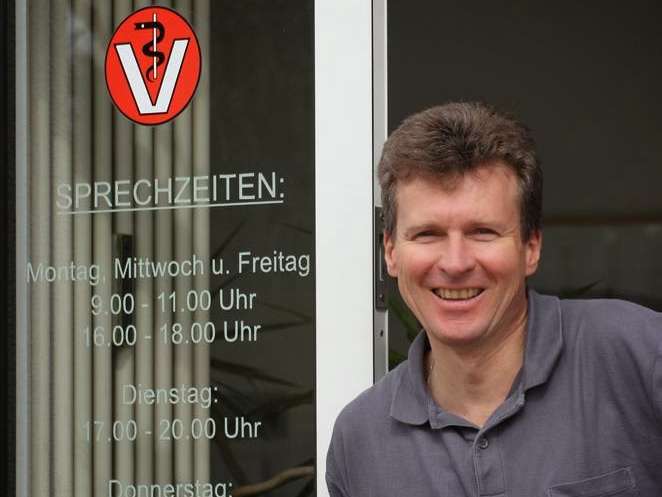 View 1 of Dr. Wolfgang Eberle