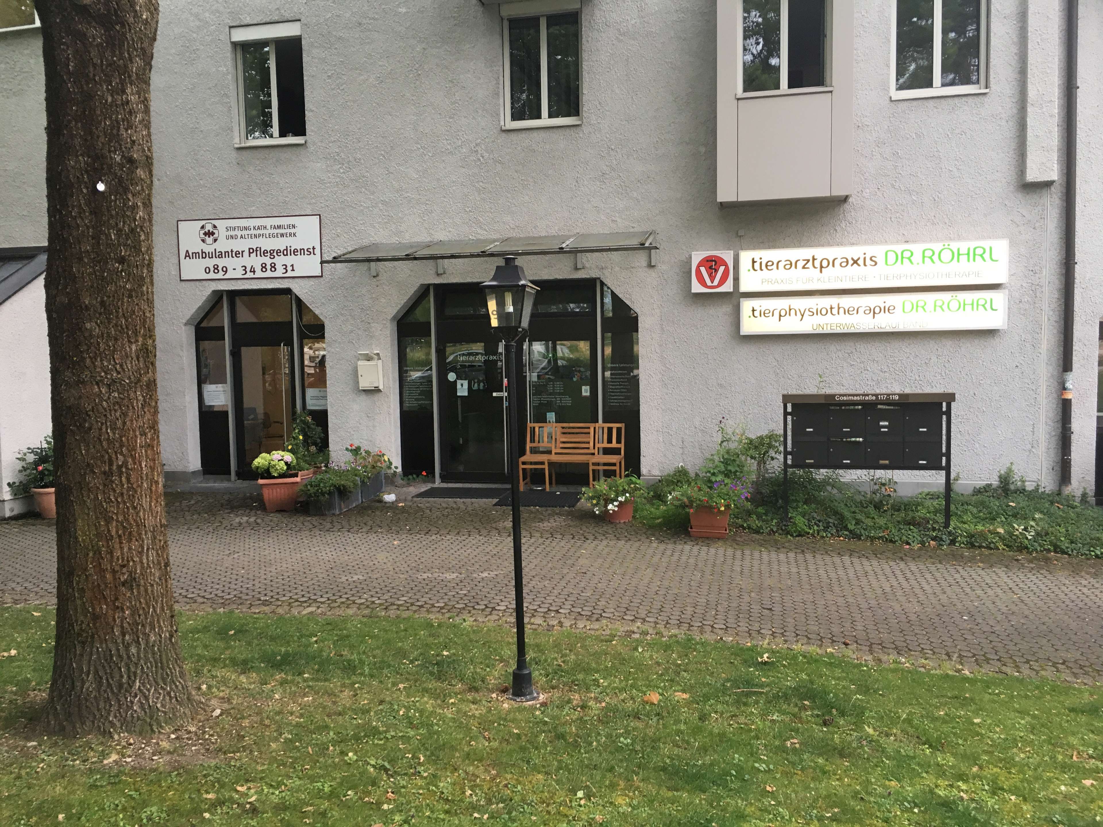 Ansicht 2 von Dr.med.vet. Susanne Röhrl Tierärztin