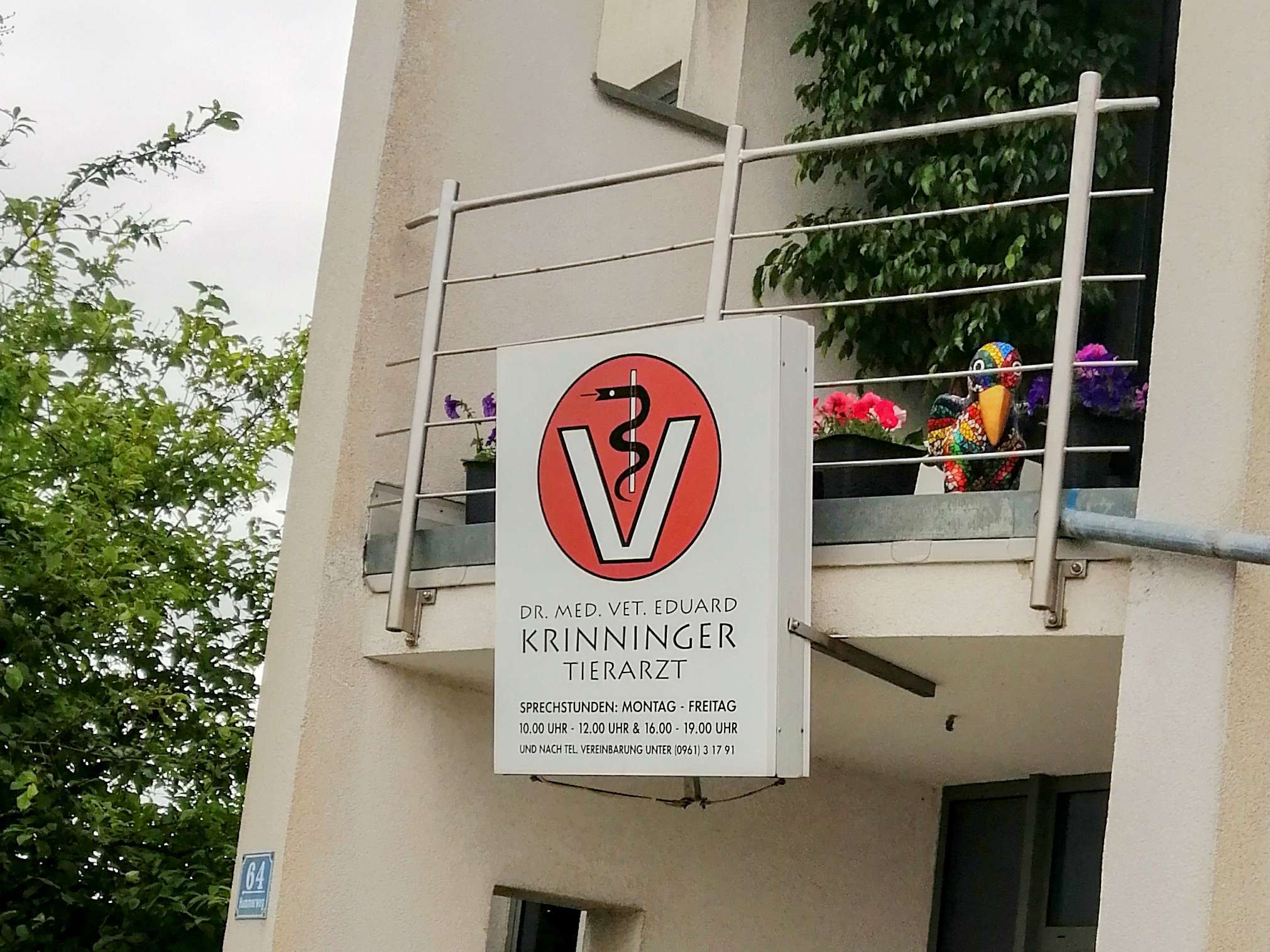 View 2 of Tierarzt Praxis Herr Dr. med. Eduard Krinninger
