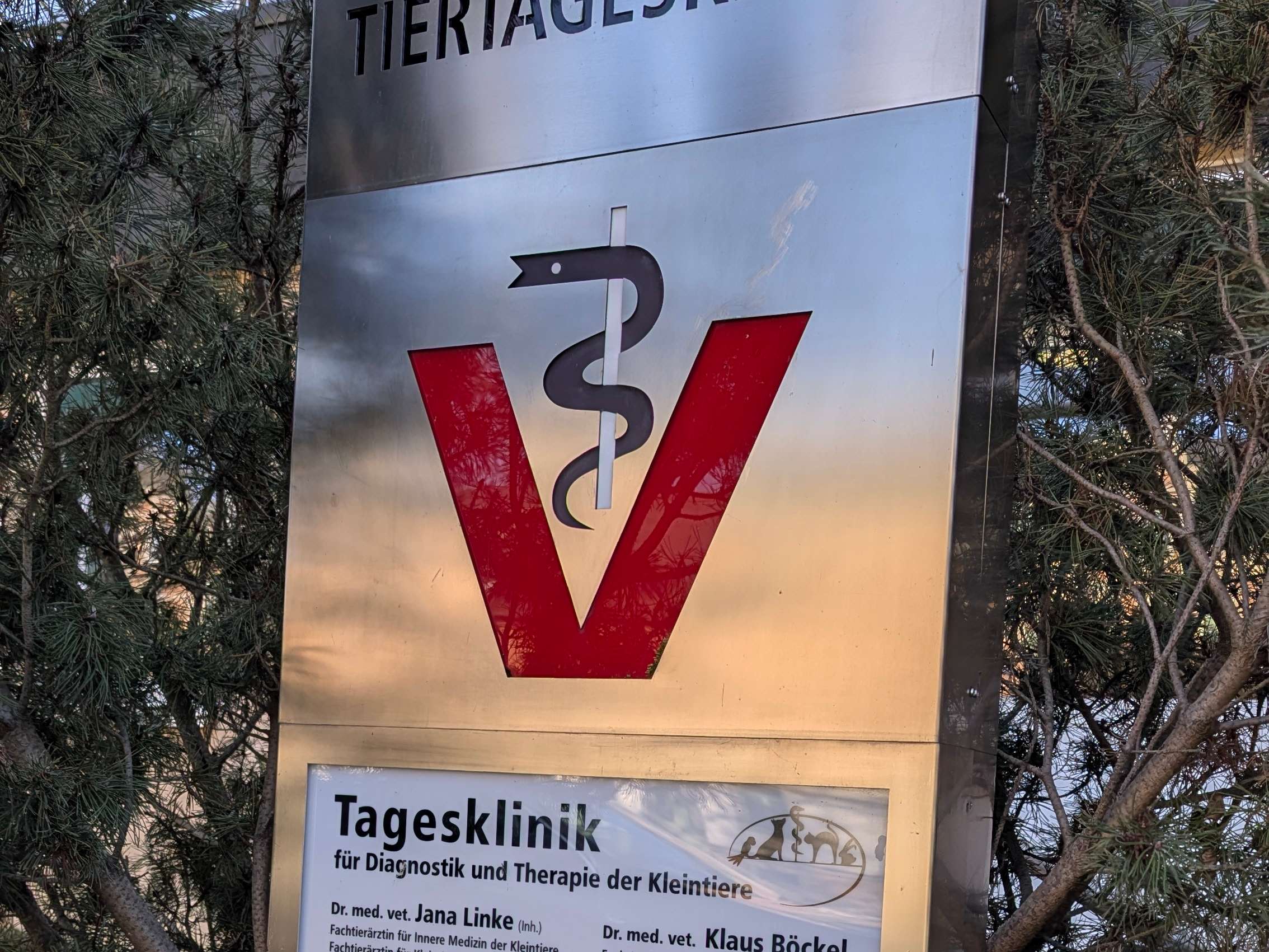 Ansicht 2 von Dr.med.vet. Jana Linke Tierärztin