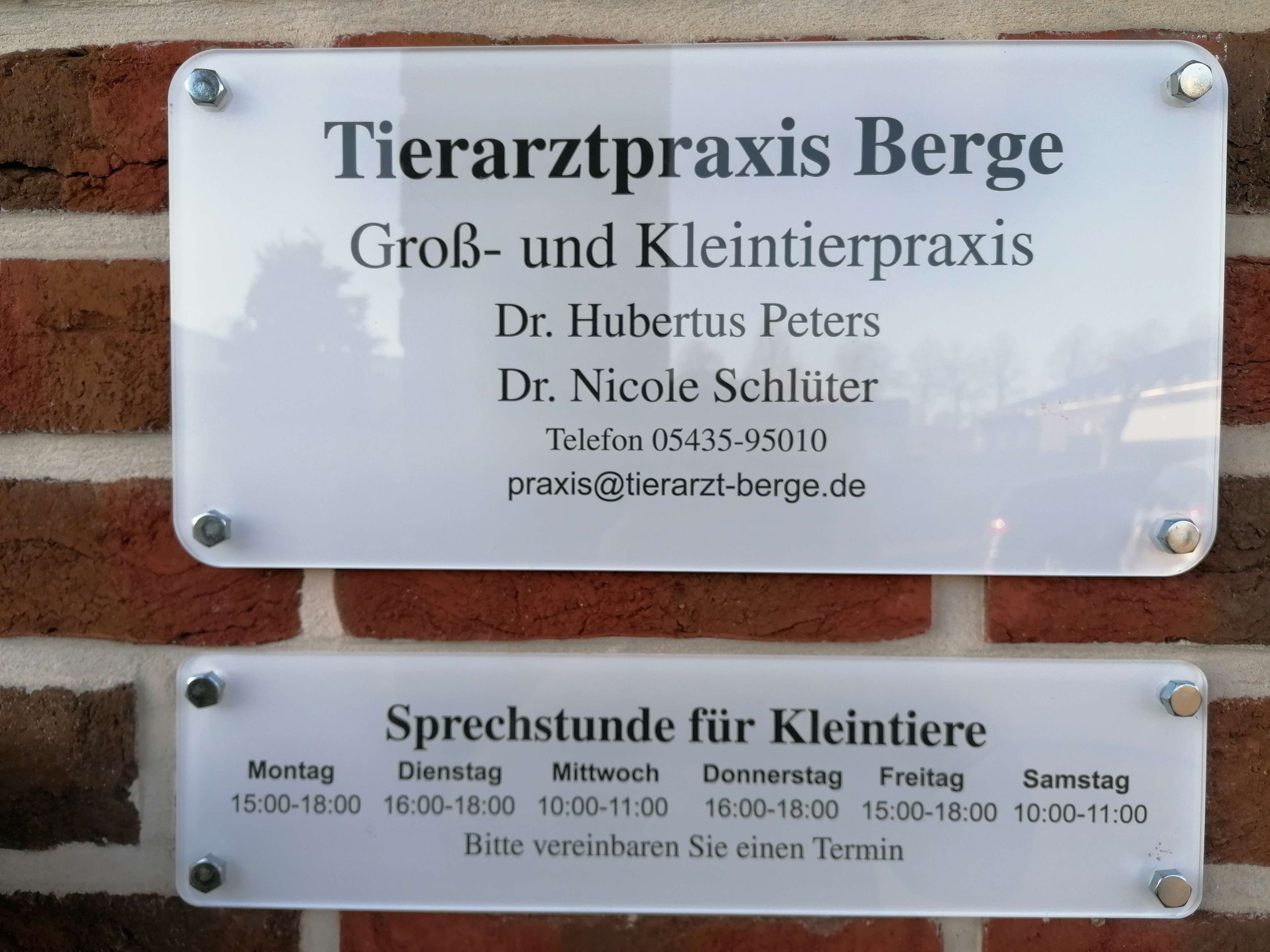 Ansicht 1 von Tierarztpraxis Berge