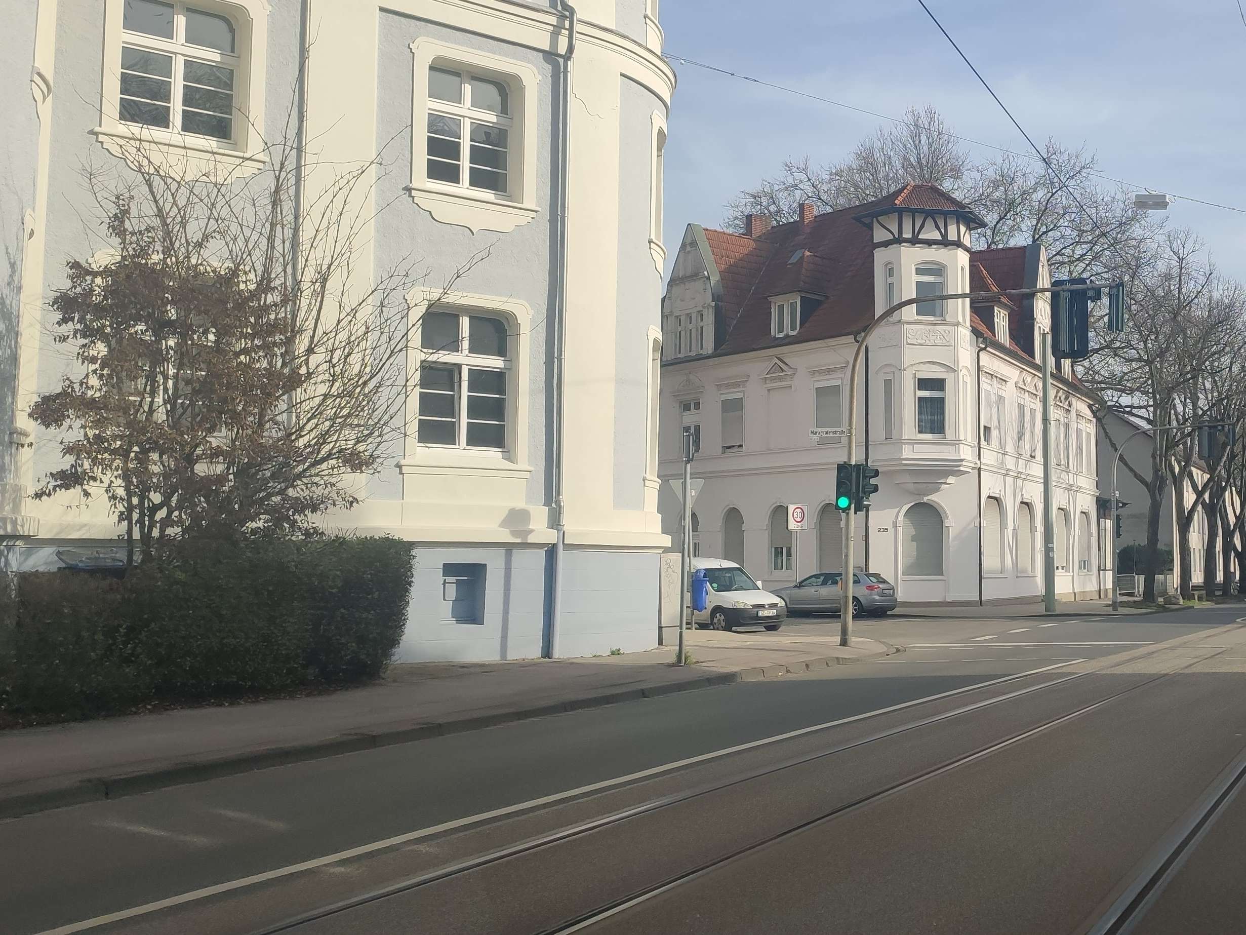 Ansicht 1 von Larisa Itkina Tierärztin