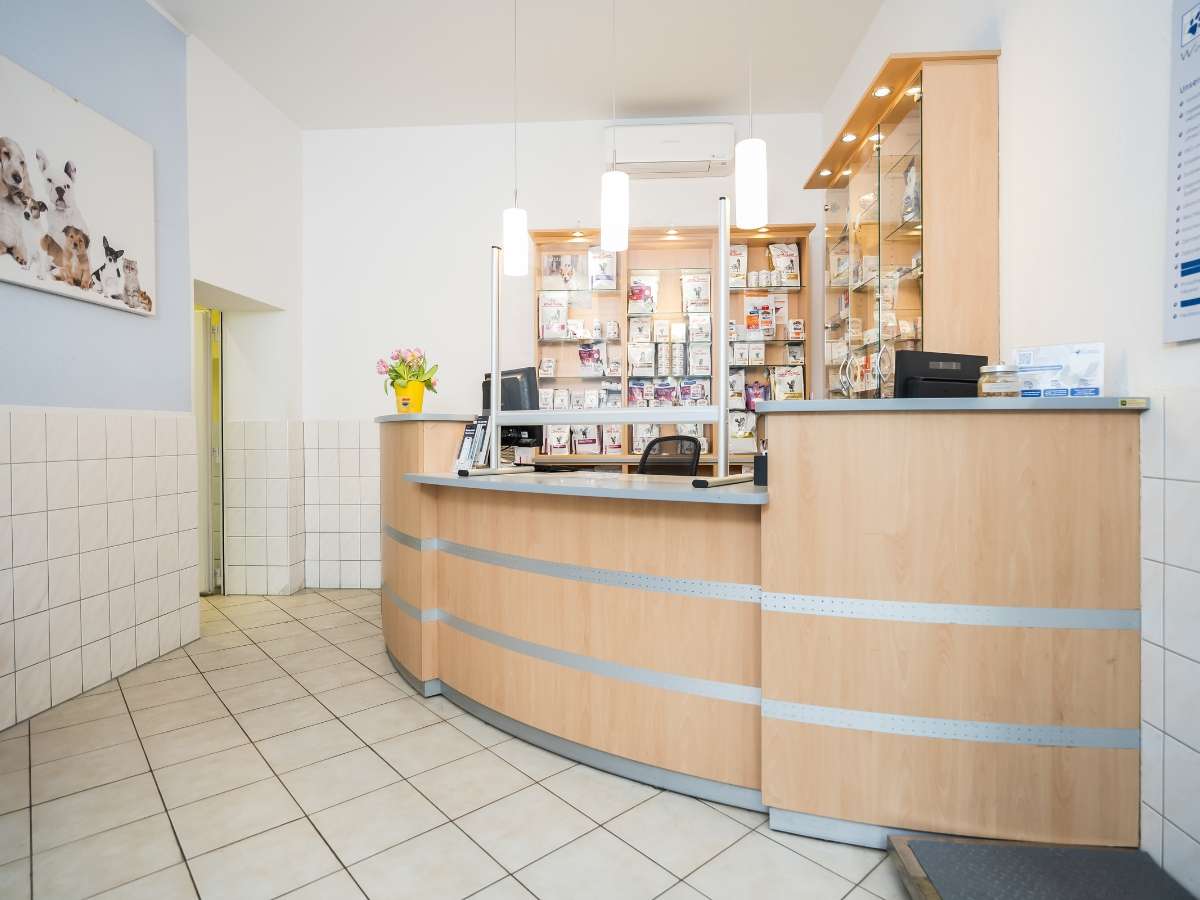 Ansicht 5 von Tierarzt Berlin Prenzlauer Berg, Tierarztpraxis am Arnimplatz