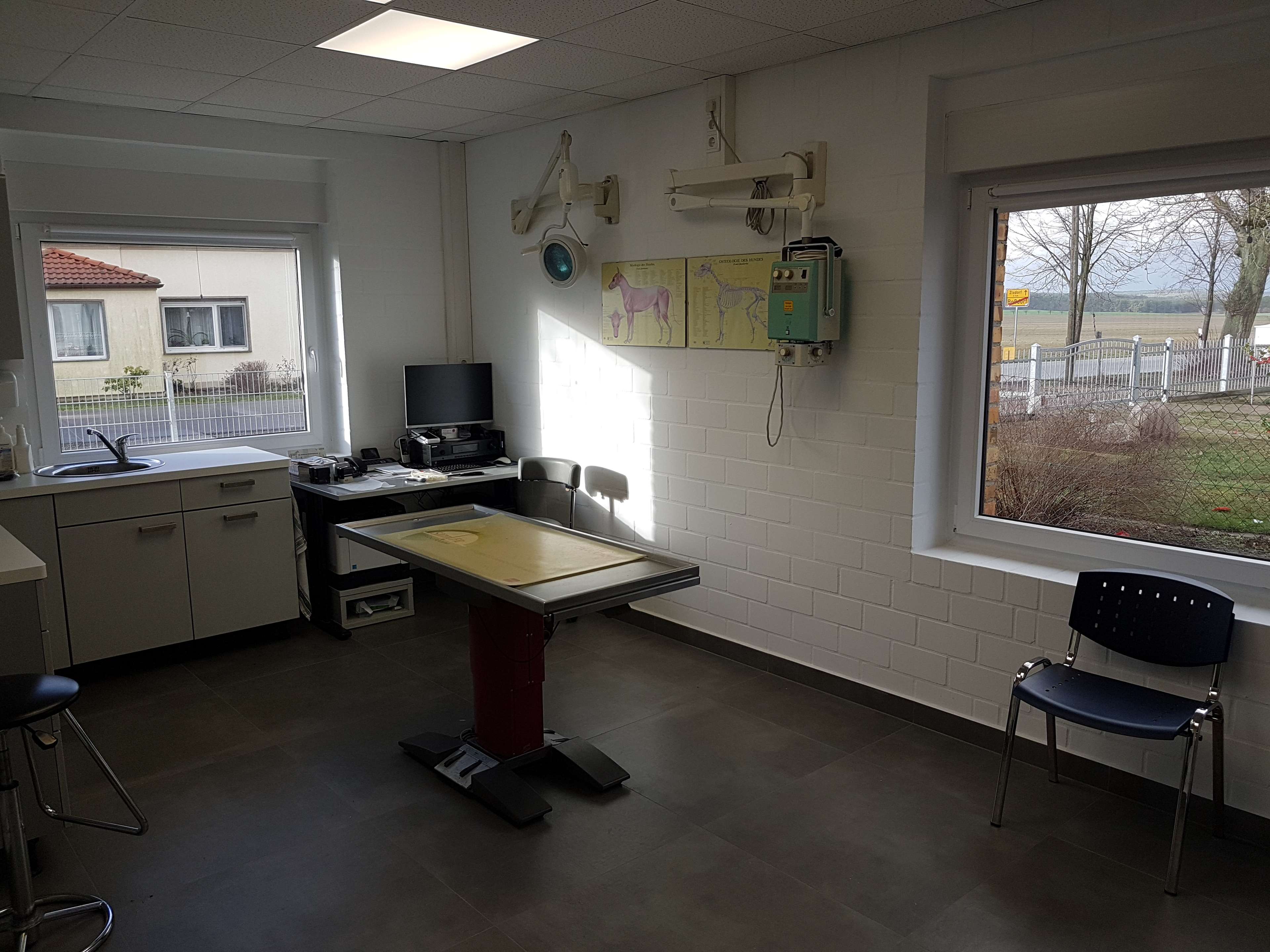 View 1 of Dr.med.vet. Christian Thiel Tierarzt
