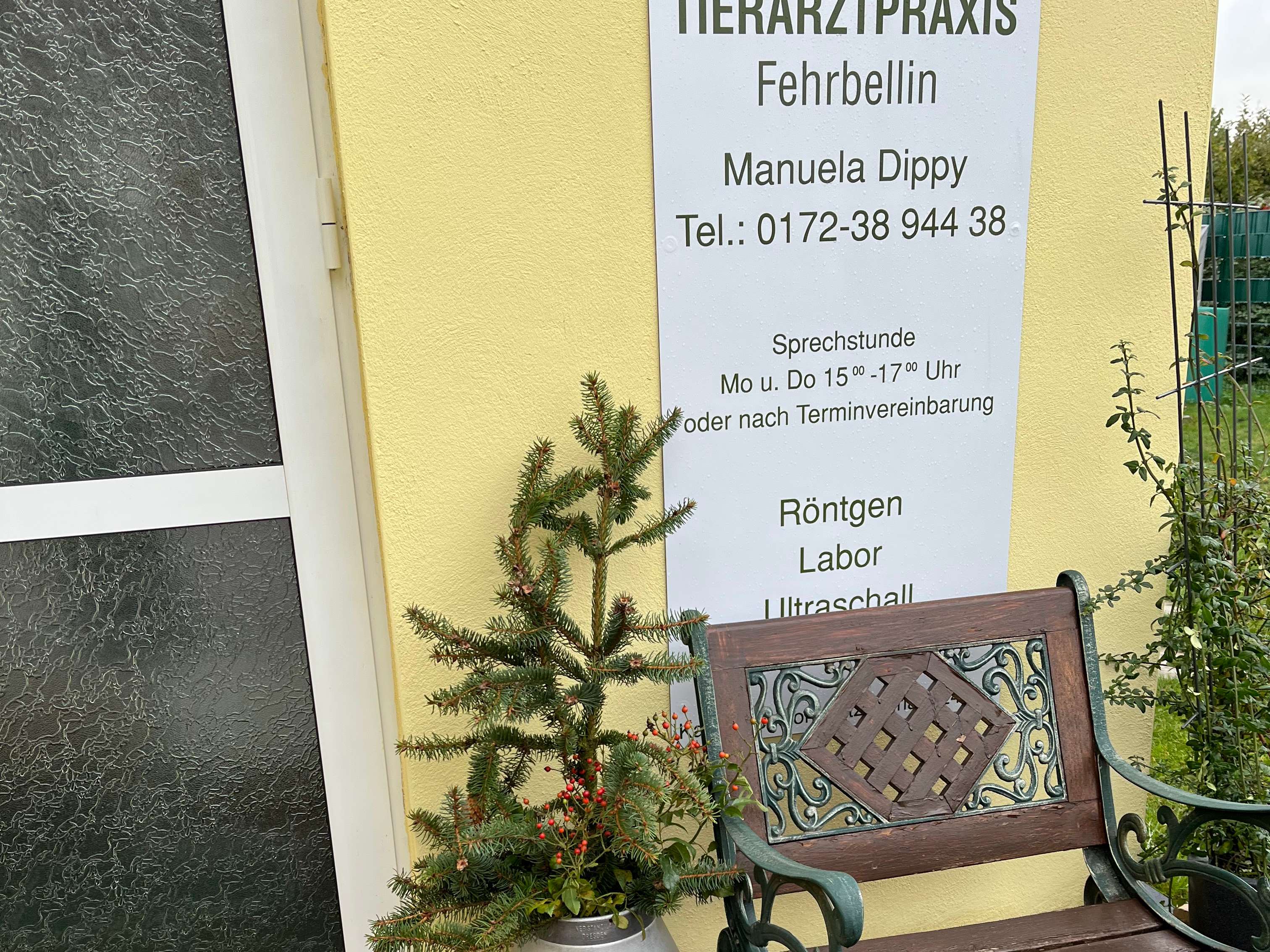 Ansicht 1 von Manuela Dippy Tierärztin